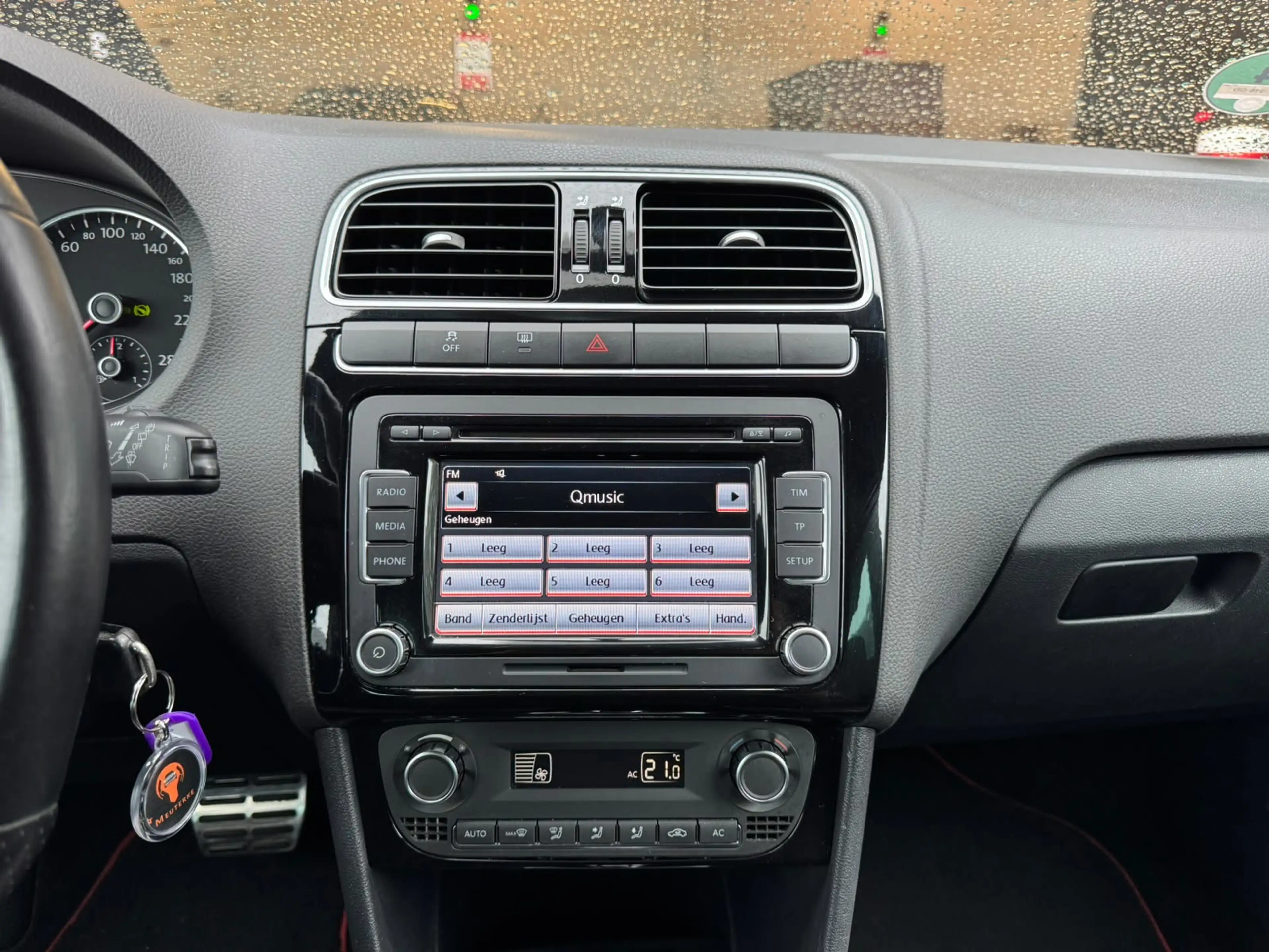 Volkswagen Polo GTI 1.4 TSI / XENON / LED-DAGRIJ / P.SENSOREN / CRUISE — photo 27