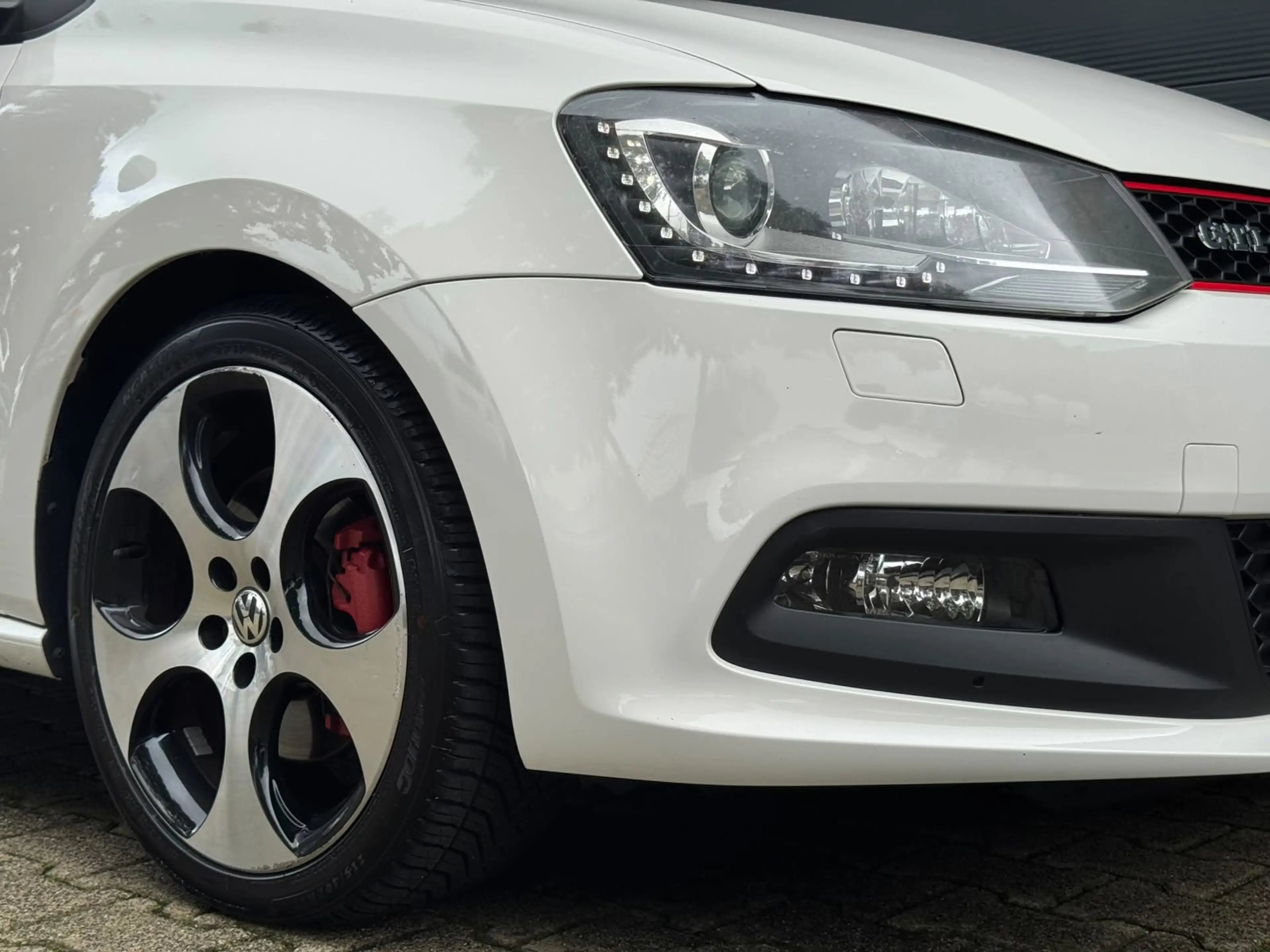 Volkswagen Polo GTI 1.4 TSI / XENON / LED-DAGRIJ / P.SENSOREN / CRUISE — photo 6