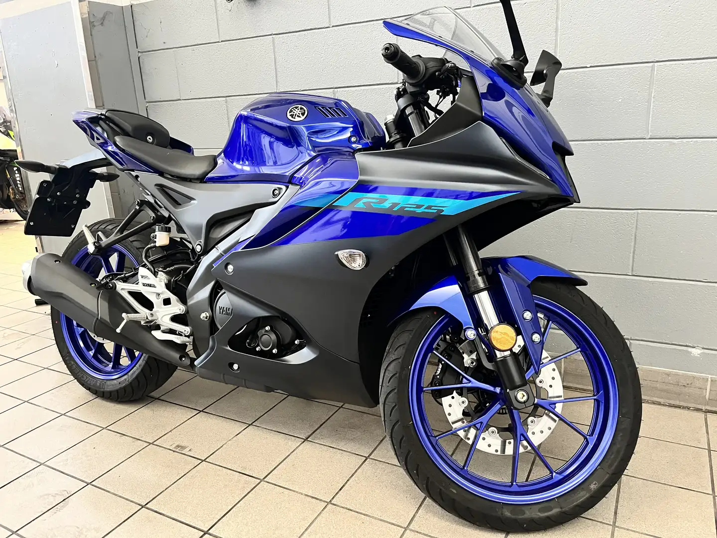 Yamaha YZF-R125 sport Blu/Azzurro - 1