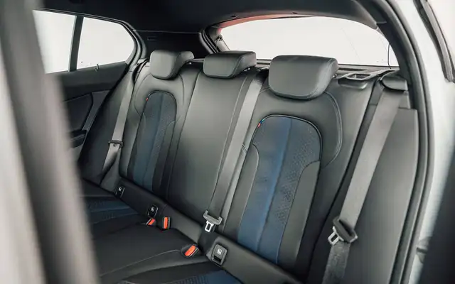 BMW M view 8