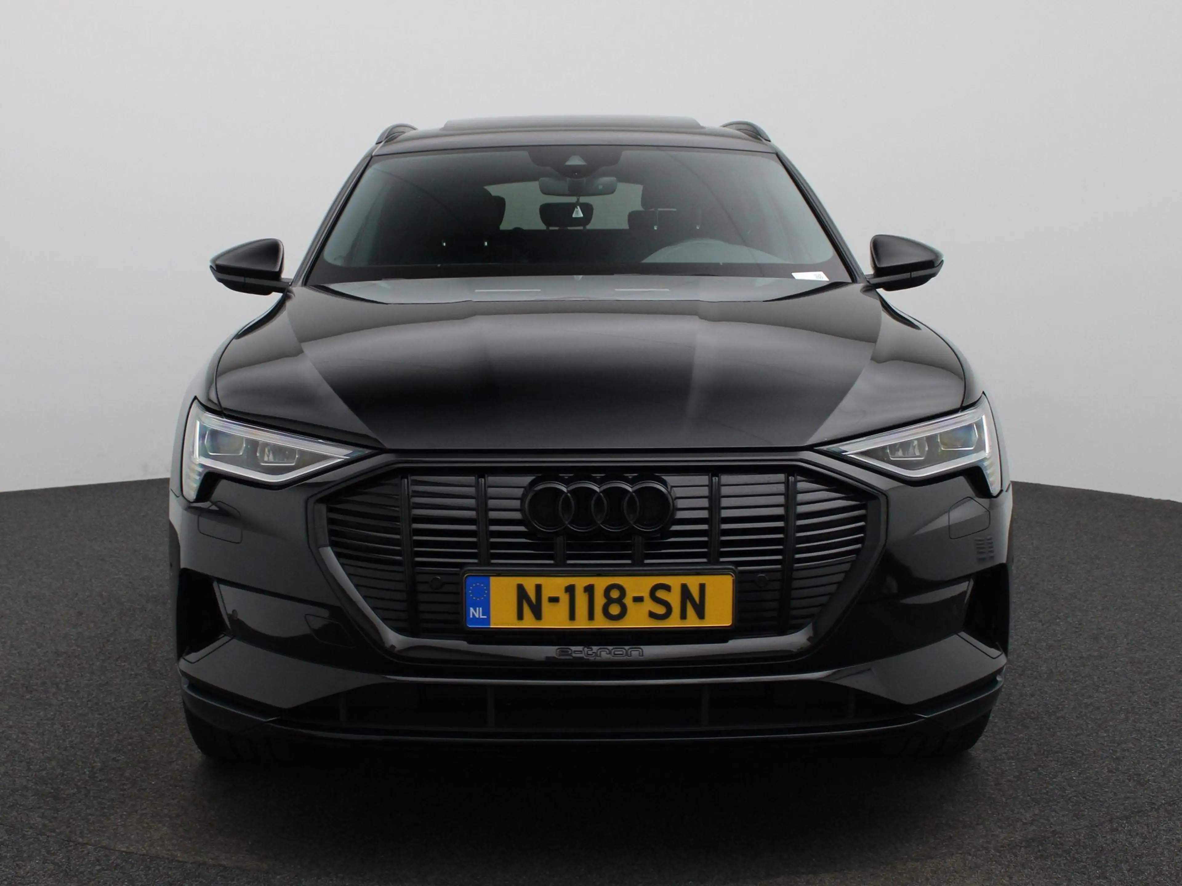 Audi e-tron 55 quattro Advanced edition Plus 95 kWh — photo 3