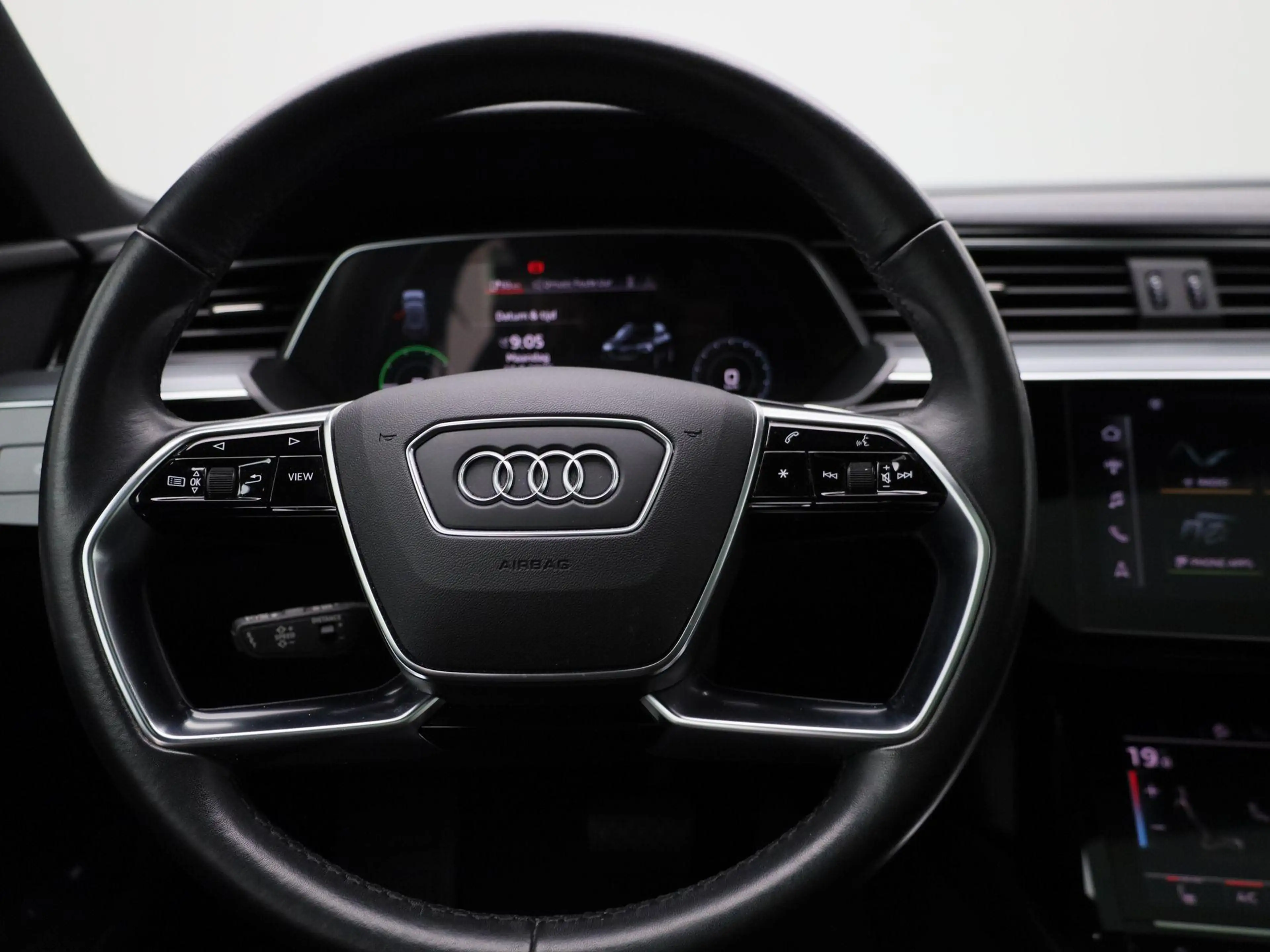 Audi e-tron 55 quattro Advanced edition Plus 95 kWh — photo 7