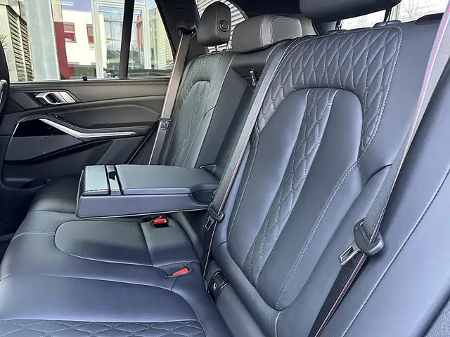 BMW X5 xDrive30d M-Paket Aut. MEGA AUSSTATTUNG Ansicht 12