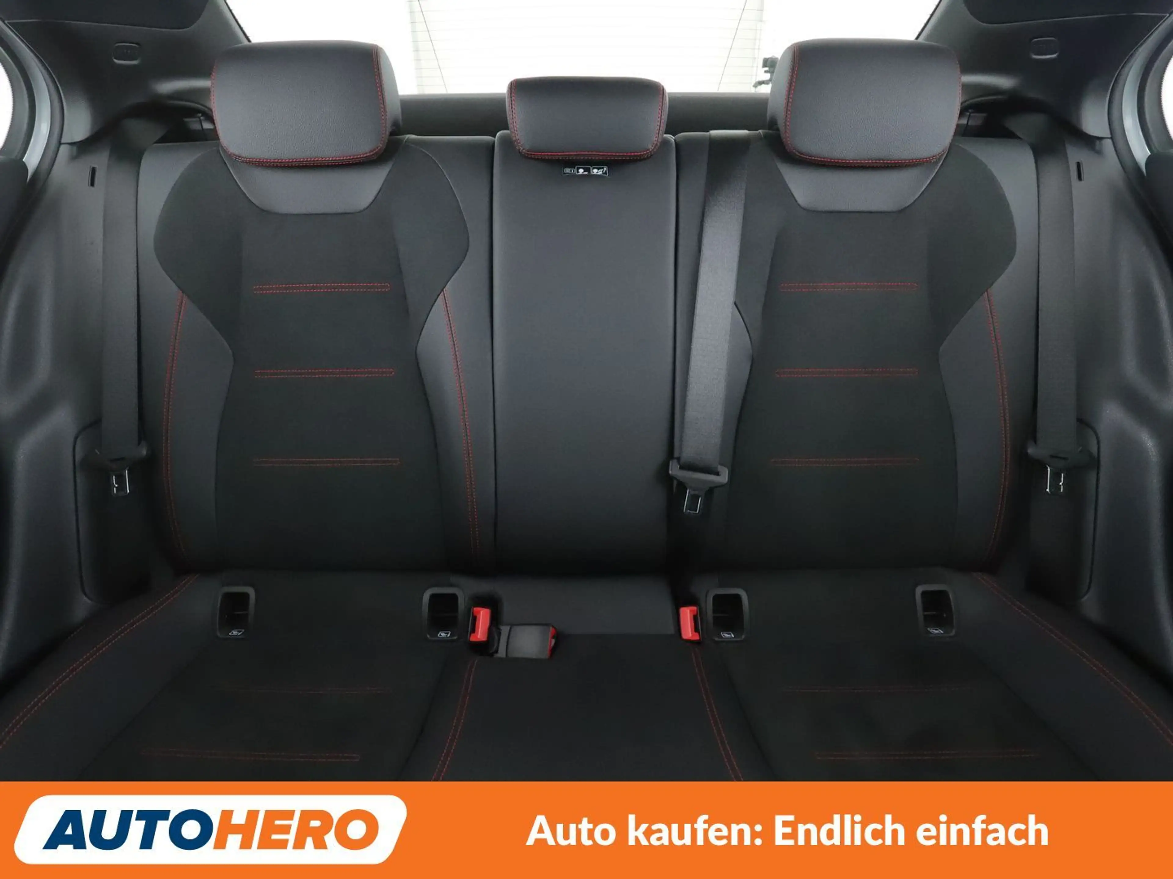 Mercedes-Benz A 250 A 250 AMG Line Aut.*NAVI*LED*TEMPO*PDC*SHZ* — photo 15