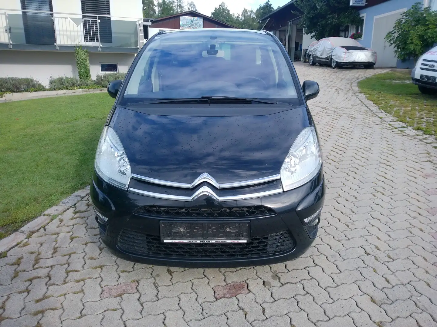 Citroen C4 Picasso C4 Picasso 1,6 Selection HDi FAP Selection Schwarz - 2