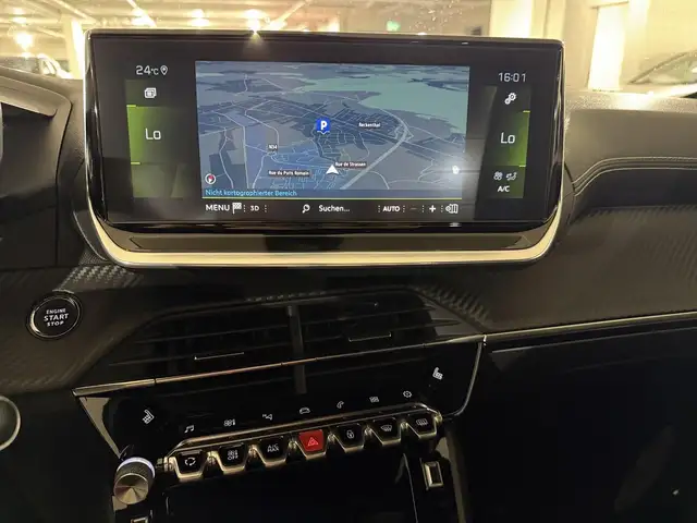 Peugeot 208 view 3