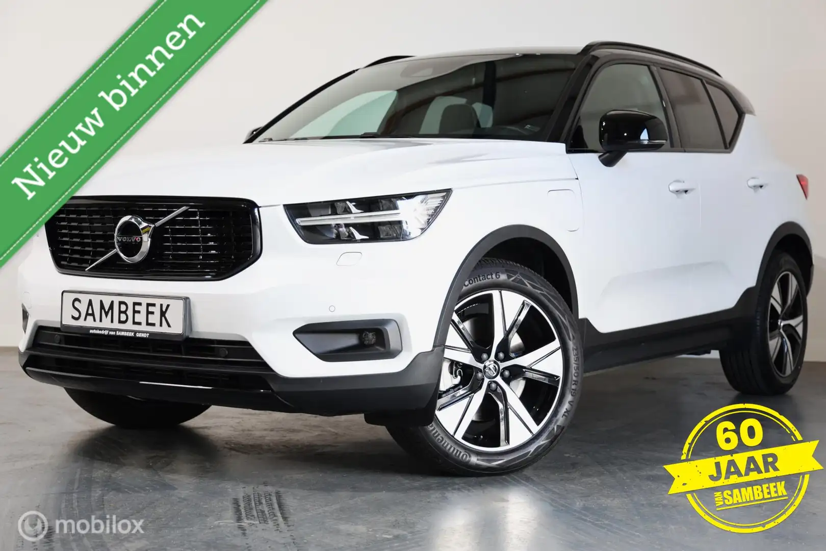 Volvo XC40 1.5 T5 Recharge R-Design - TREKHAAK-PANO-LEER-WINT Blanc - 1