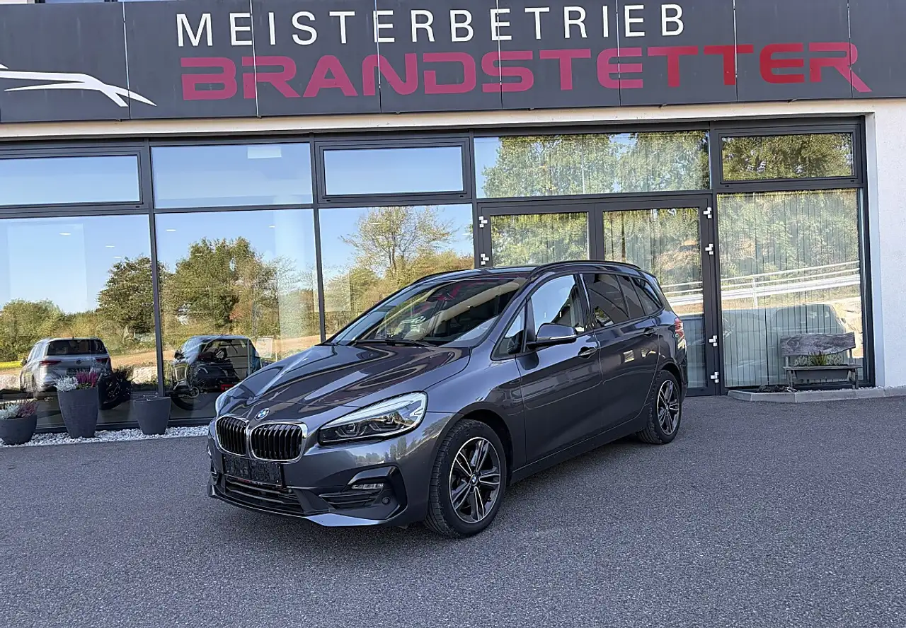 BMW 218