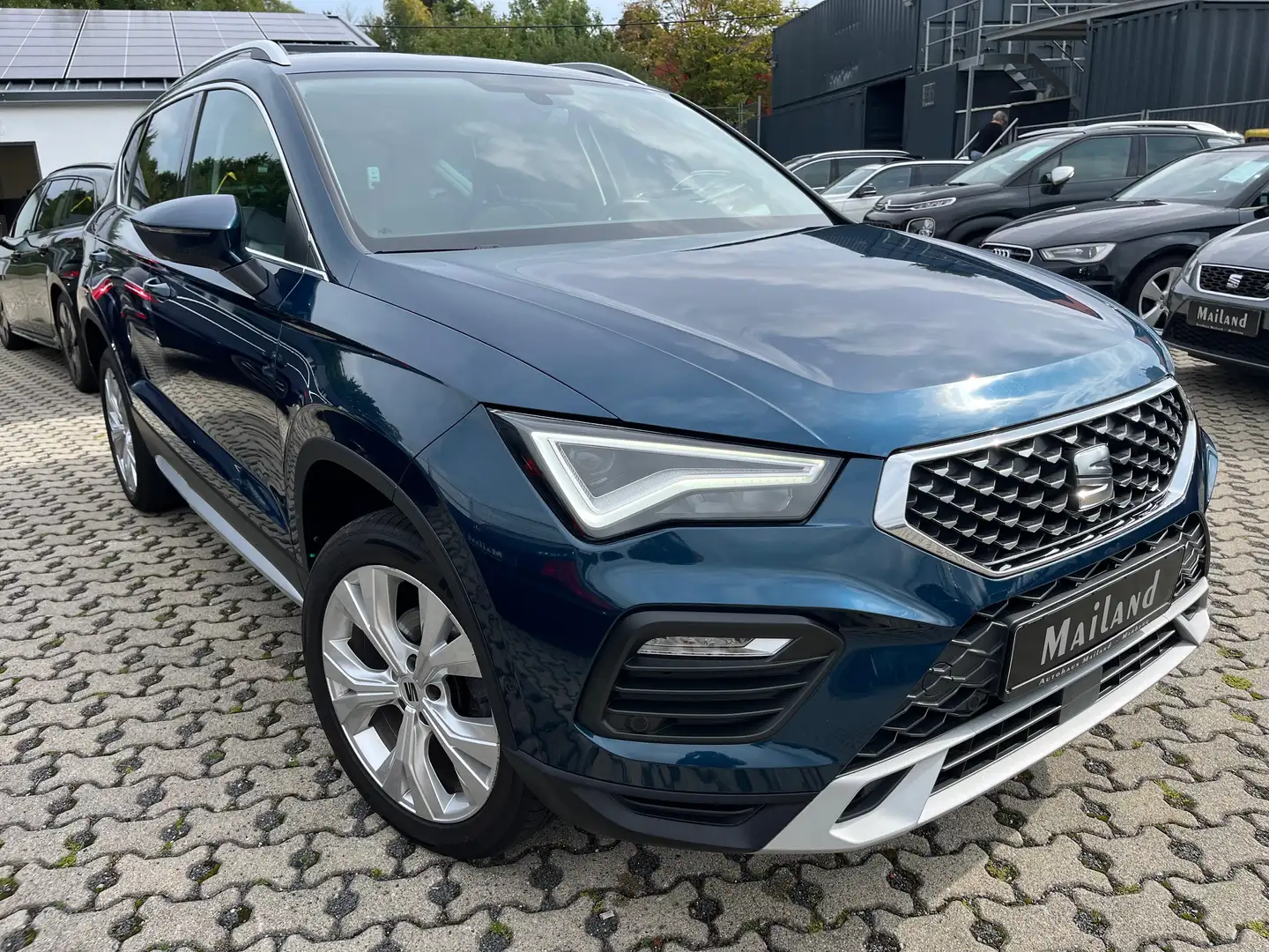 SEAT Ateca 1,5 TSI Xperience Blau - 2