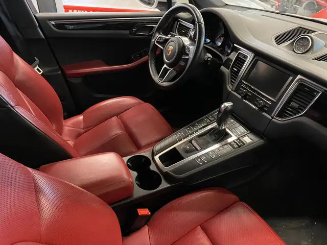 Porsche Macan 3.0 S*PanoDach*LEDER*BOSE *