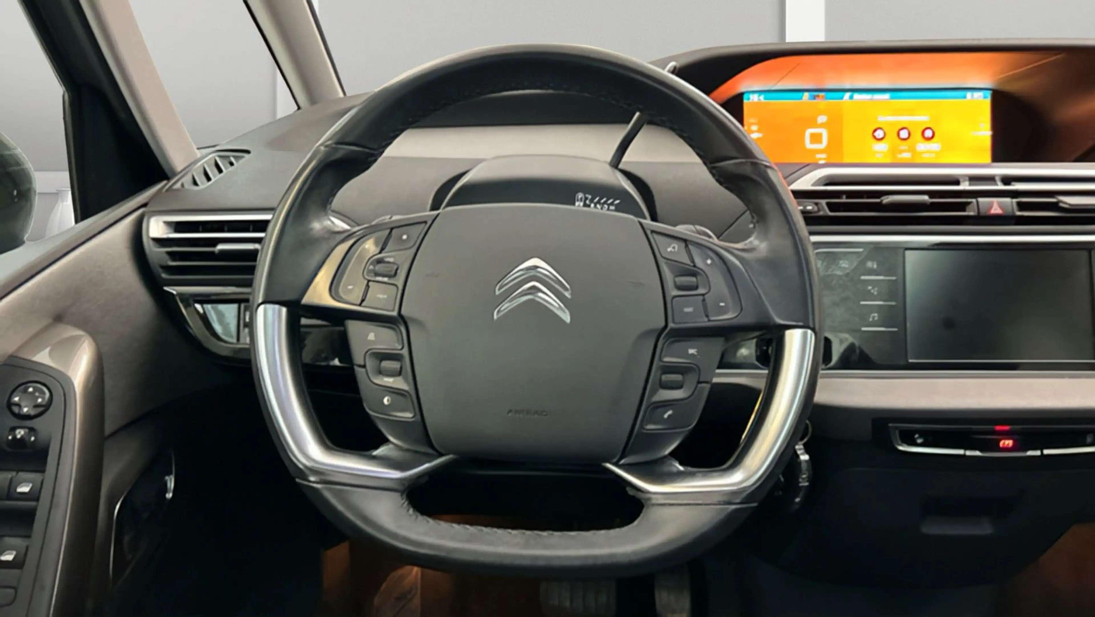Citroen Grand C4 Picasso Shine Pack 7Sitze T.Leder Navi Pano. RFK SHZ AHK — photo 10