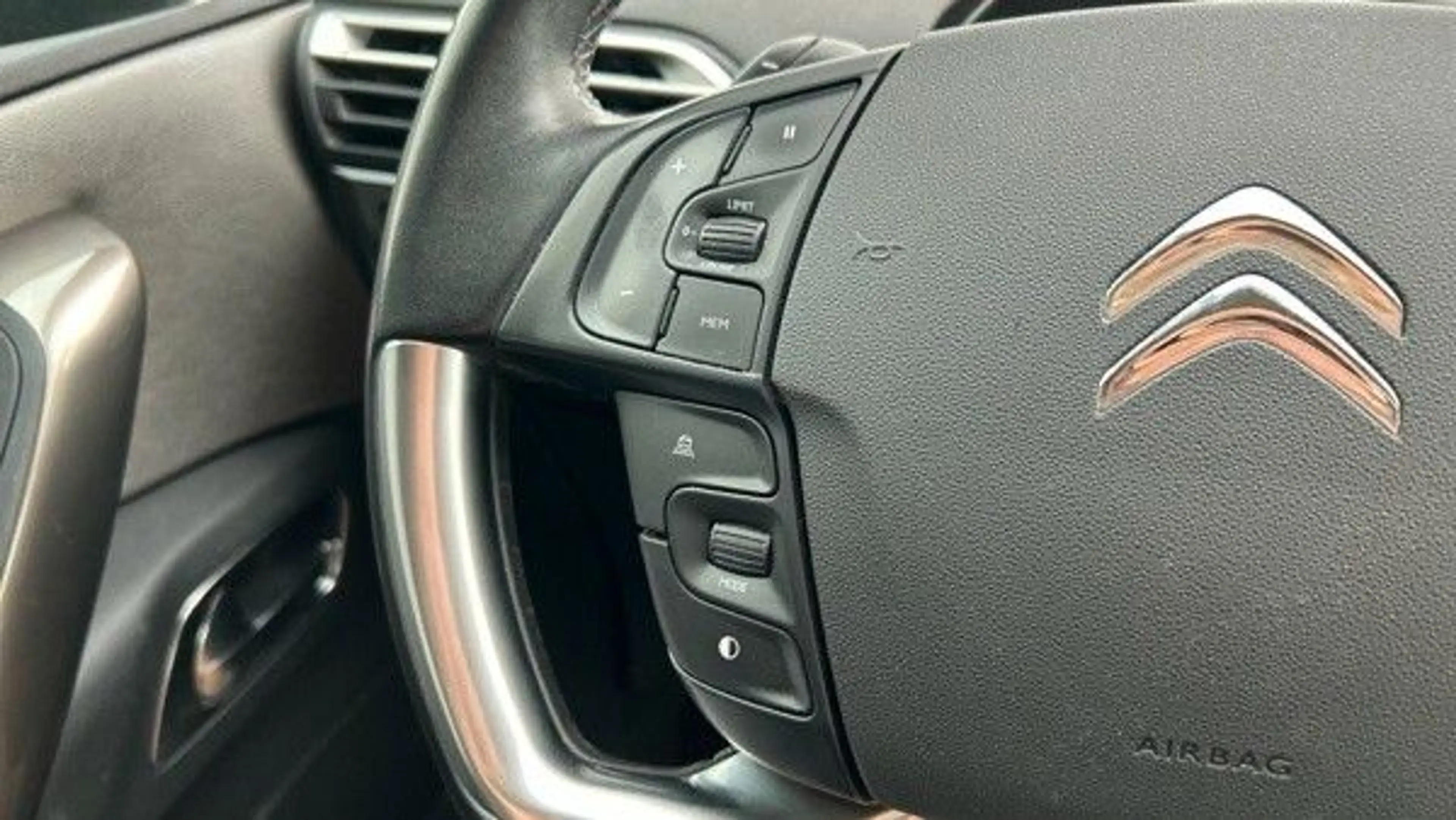 Citroen Grand C4 Picasso Shine Pack 7Sitze T.Leder Navi Pano. RFK SHZ AHK — photo 15