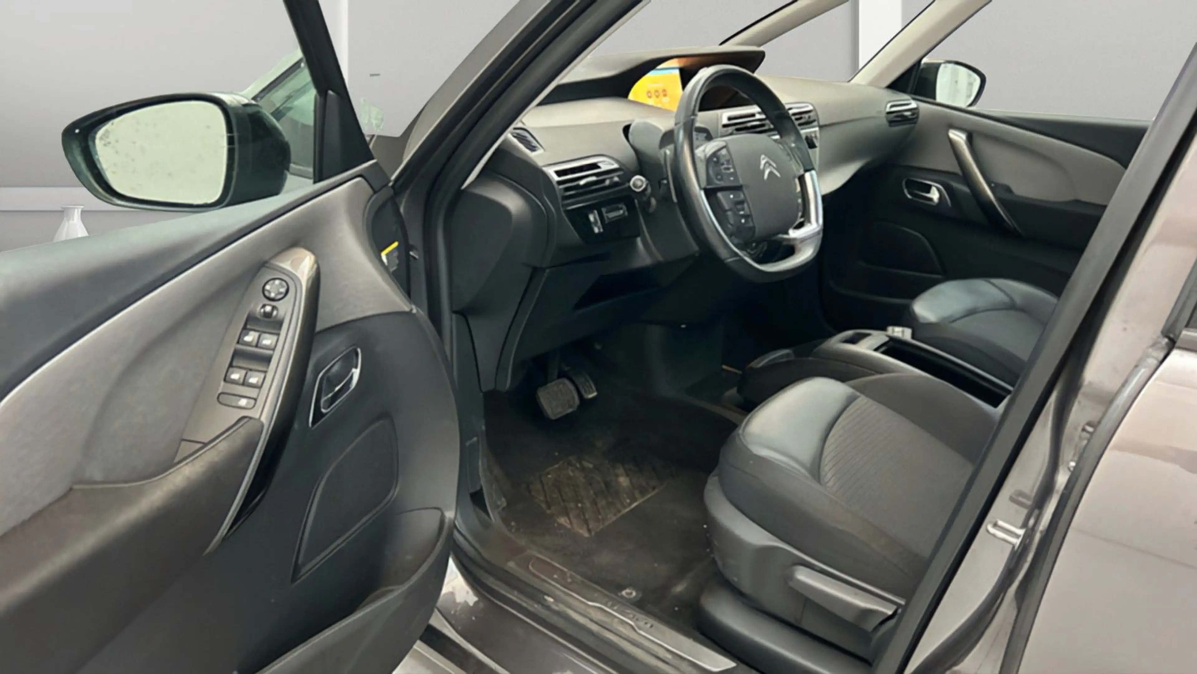 Citroen Grand C4 Picasso Shine Pack 7Sitze T.Leder Navi Pano. RFK SHZ AHK — photo 5