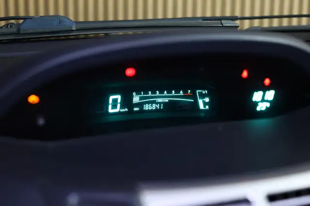 Toyota Yaris view 15