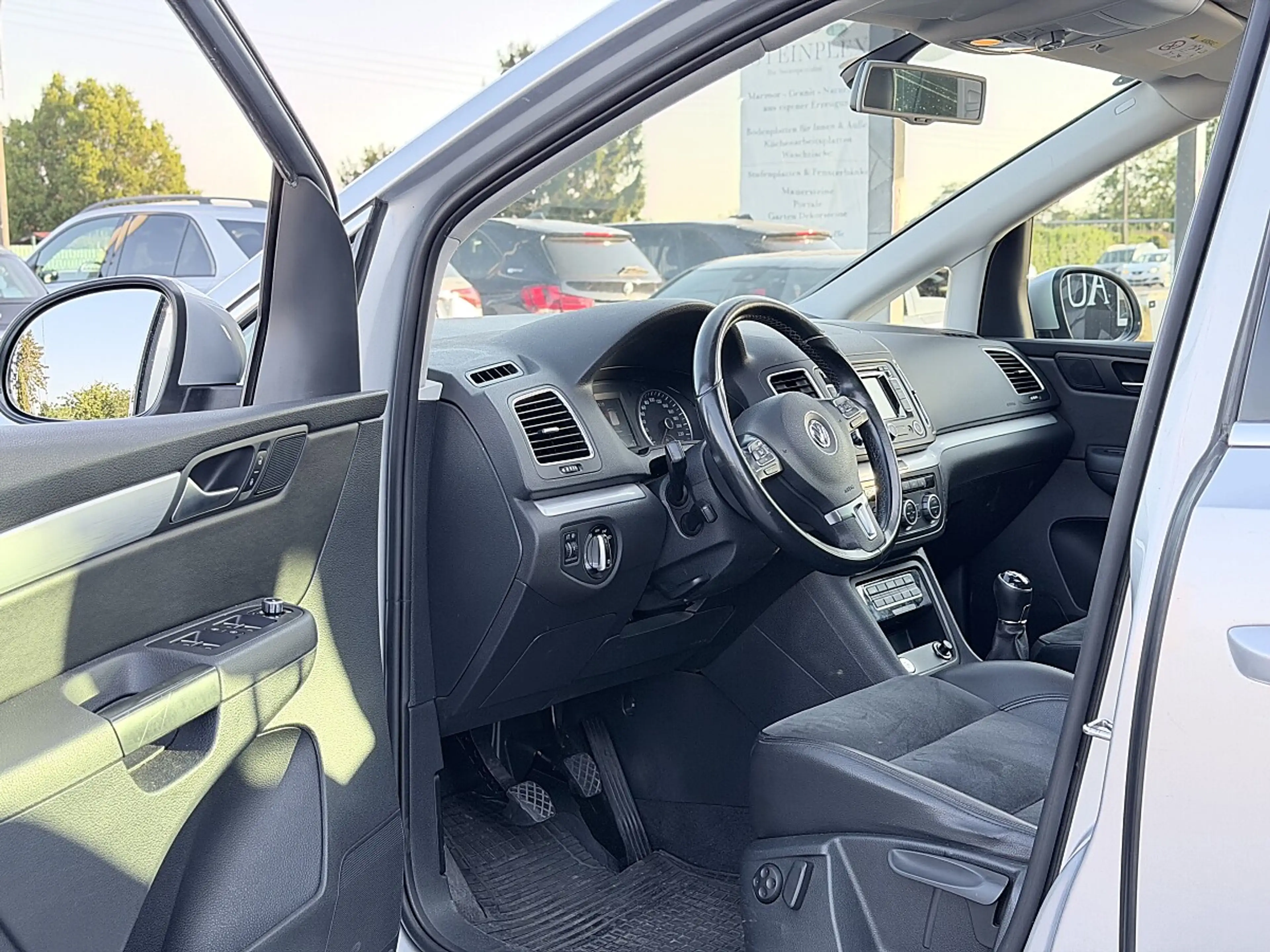 Volkswagen Sharan Highline BMT 2,0 TDI DPF — photo 11