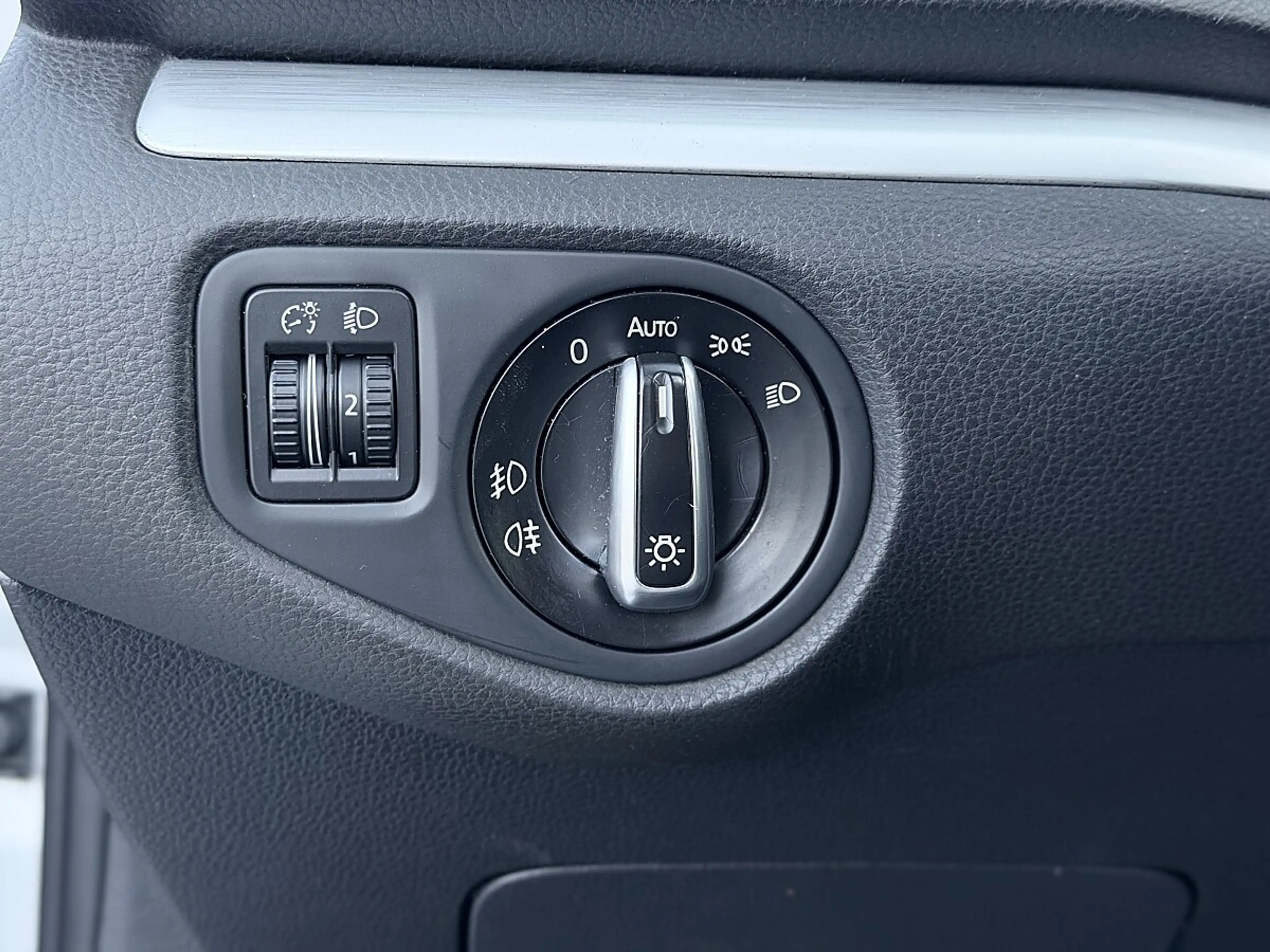 Volkswagen Sharan Highline BMT 2,0 TDI DPF — photo 15