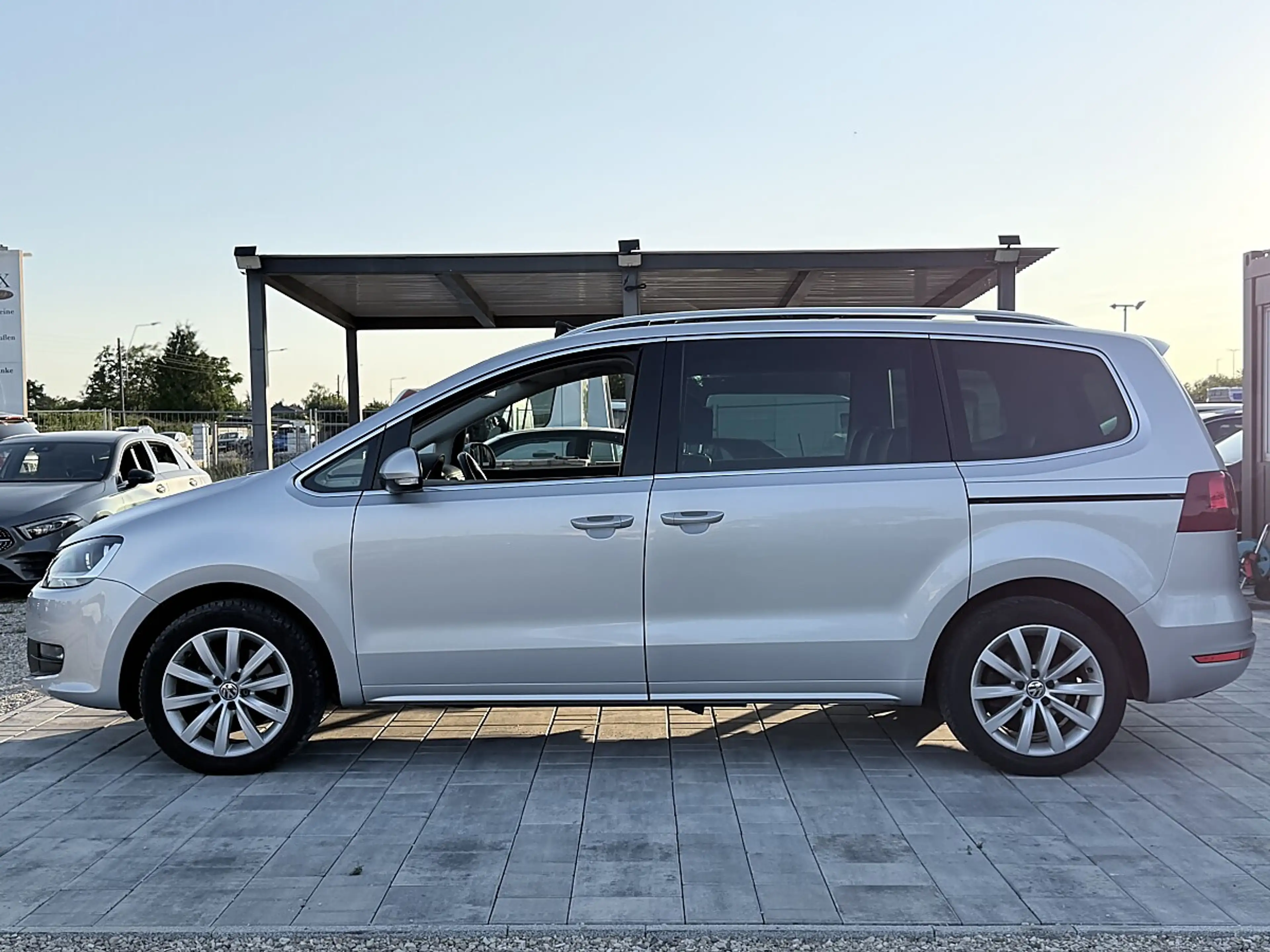 Volkswagen Sharan Highline BMT 2,0 TDI DPF — photo 5
