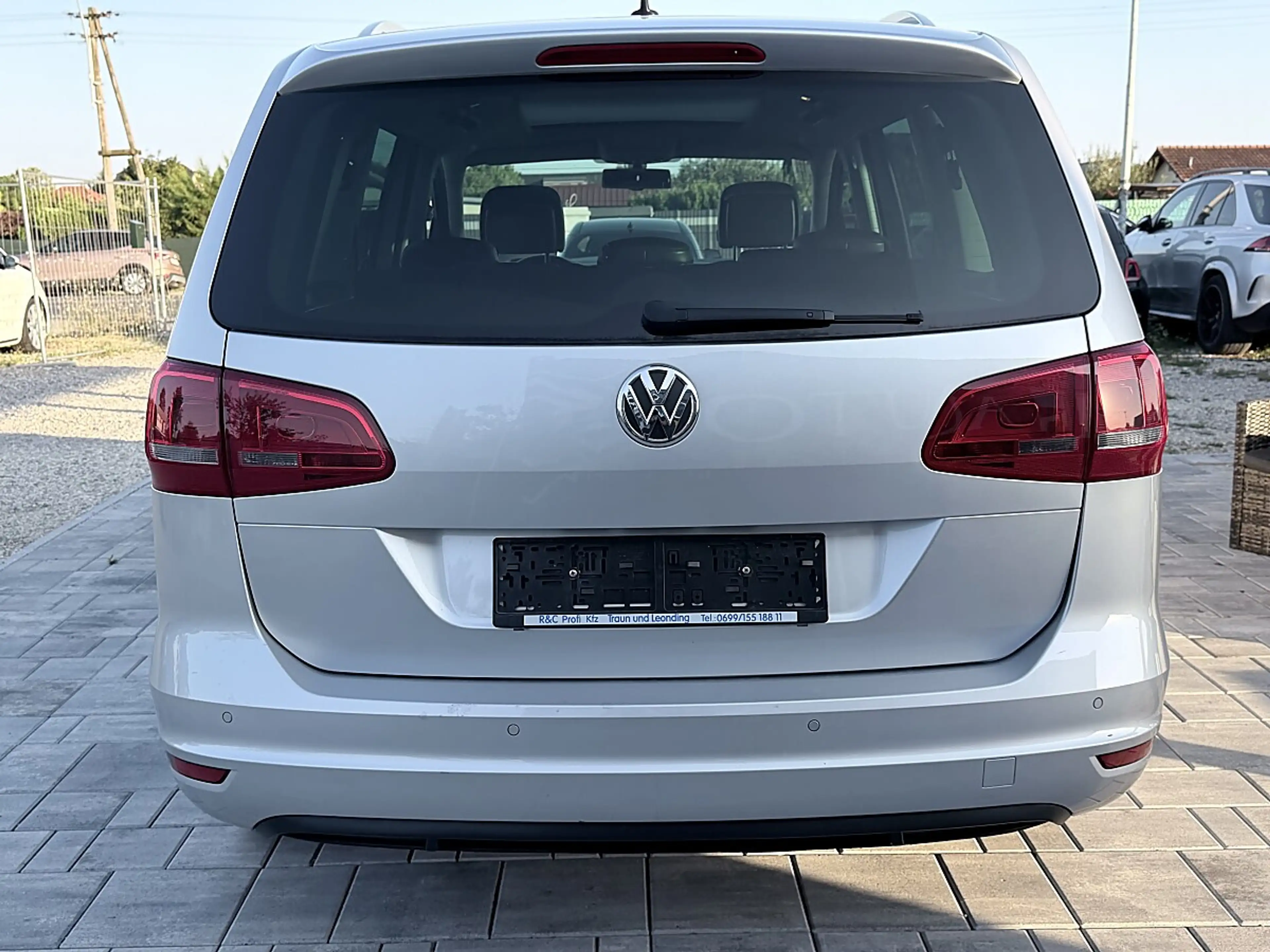 Volkswagen Sharan Highline BMT 2,0 TDI DPF — photo 7