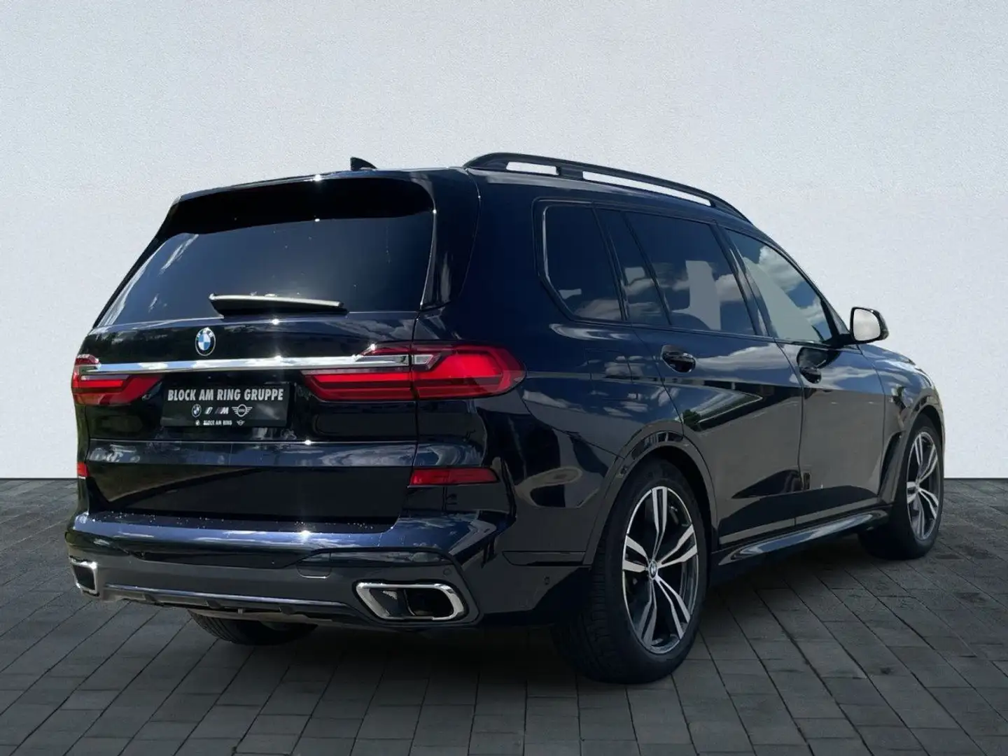 BMW X7 xDrive40d M Sport DAPro,Komfsitz,H/K,AHK,360° Schwarz - 2