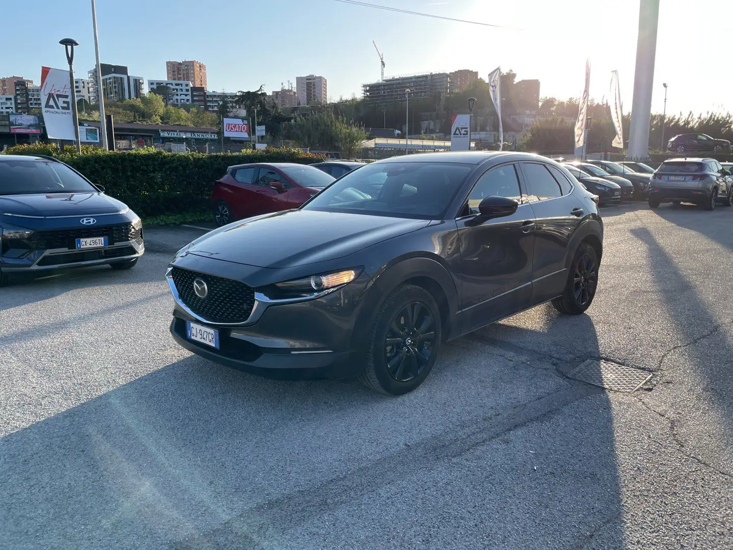 Mazda CX-30 2.0L e-Skyactiv-G M-Hybrid 2WD Homura Šedá - 1
