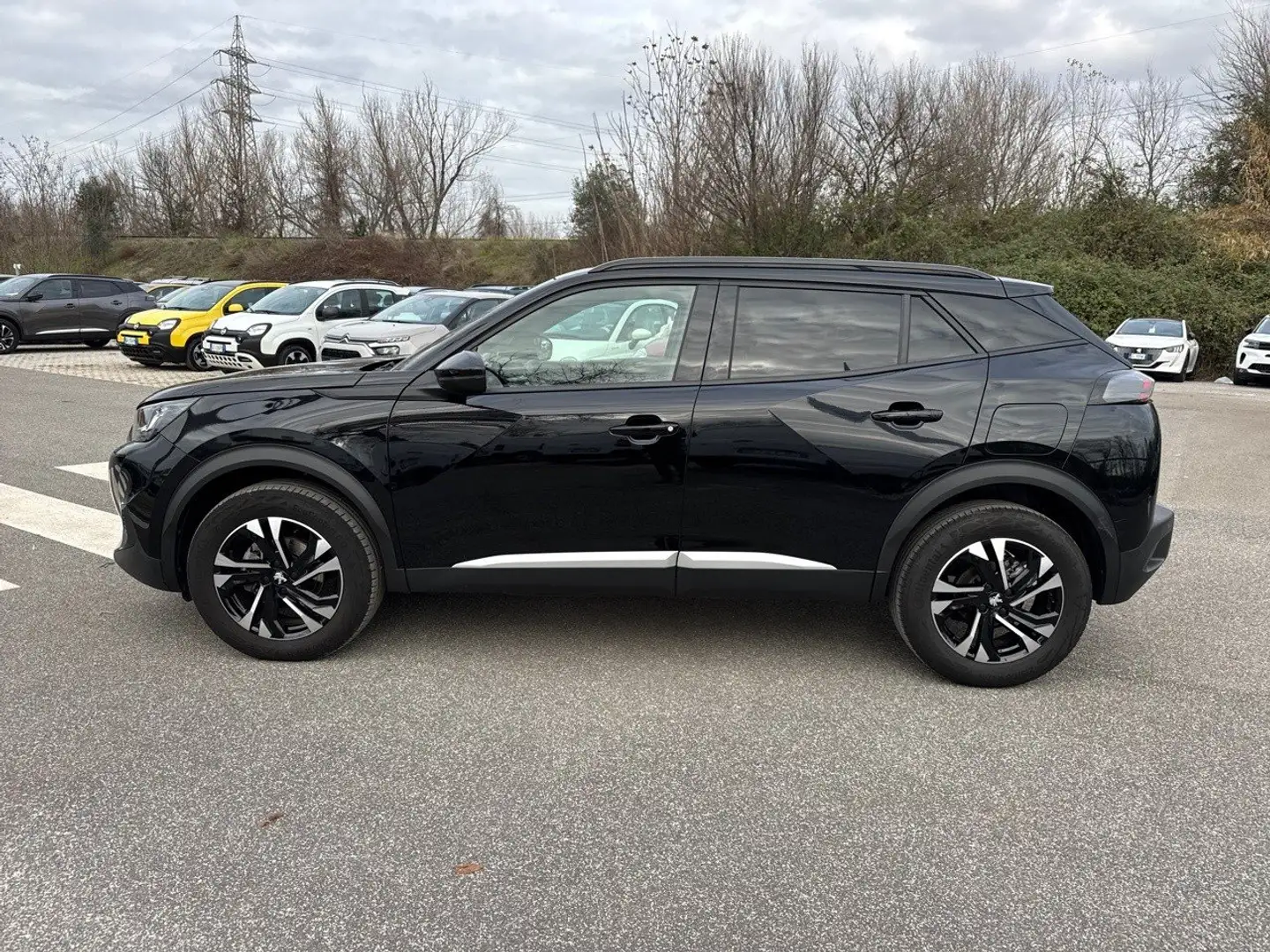 Peugeot 2008 PureTech 100 Allure Pack S/S Nero - 2