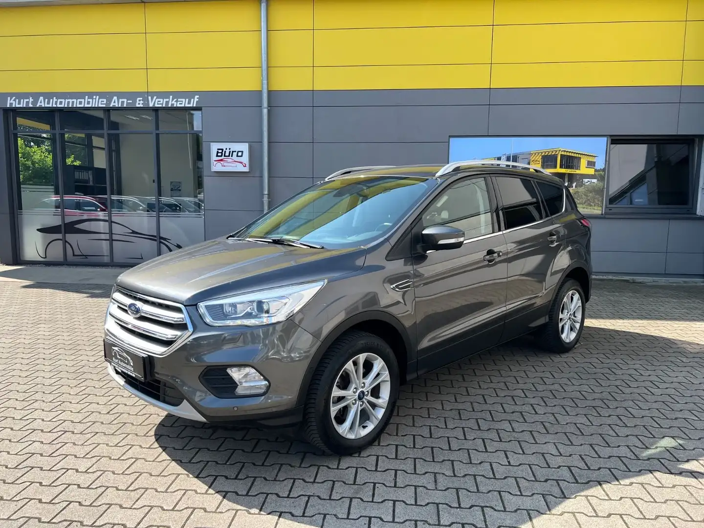 Ford Kuga Titanium/AHK/KLIMA/SHZ/ALLWETTER/ALU/LED/ Gris - 1