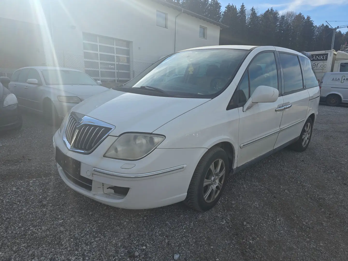 Lancia Phedra 2.2 16V Multijet Oro Blanco - 1