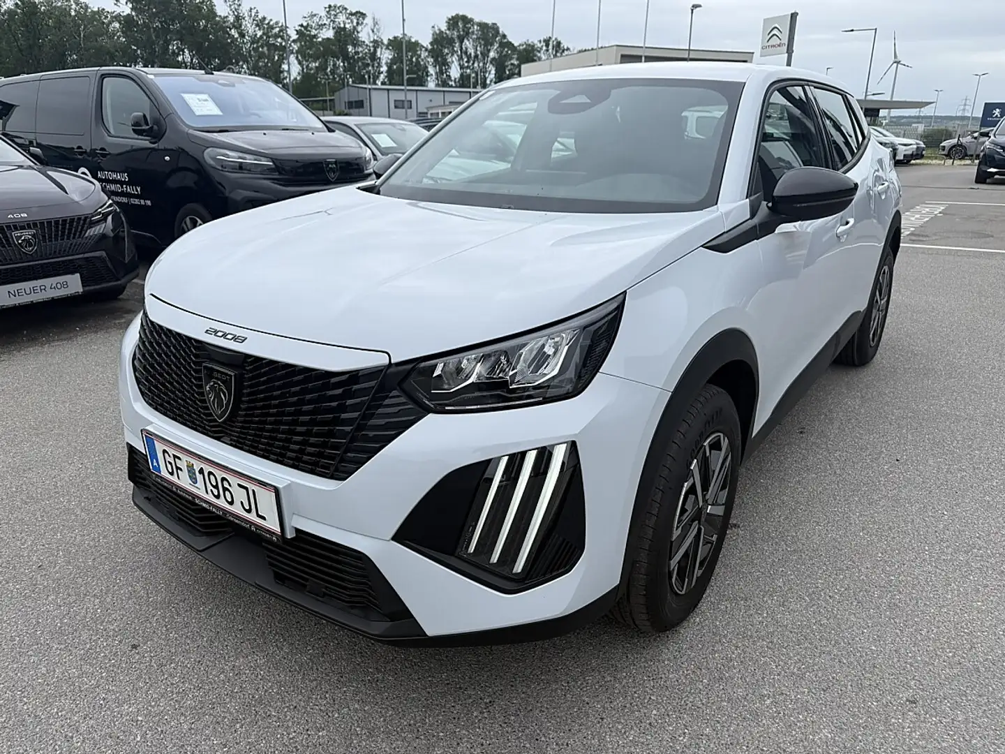 Peugeot 2008 Hybrid 110 e-DCS6 Style Weiß - 1