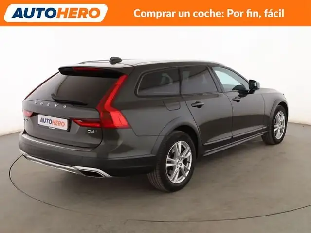 Volvo V90 view 6