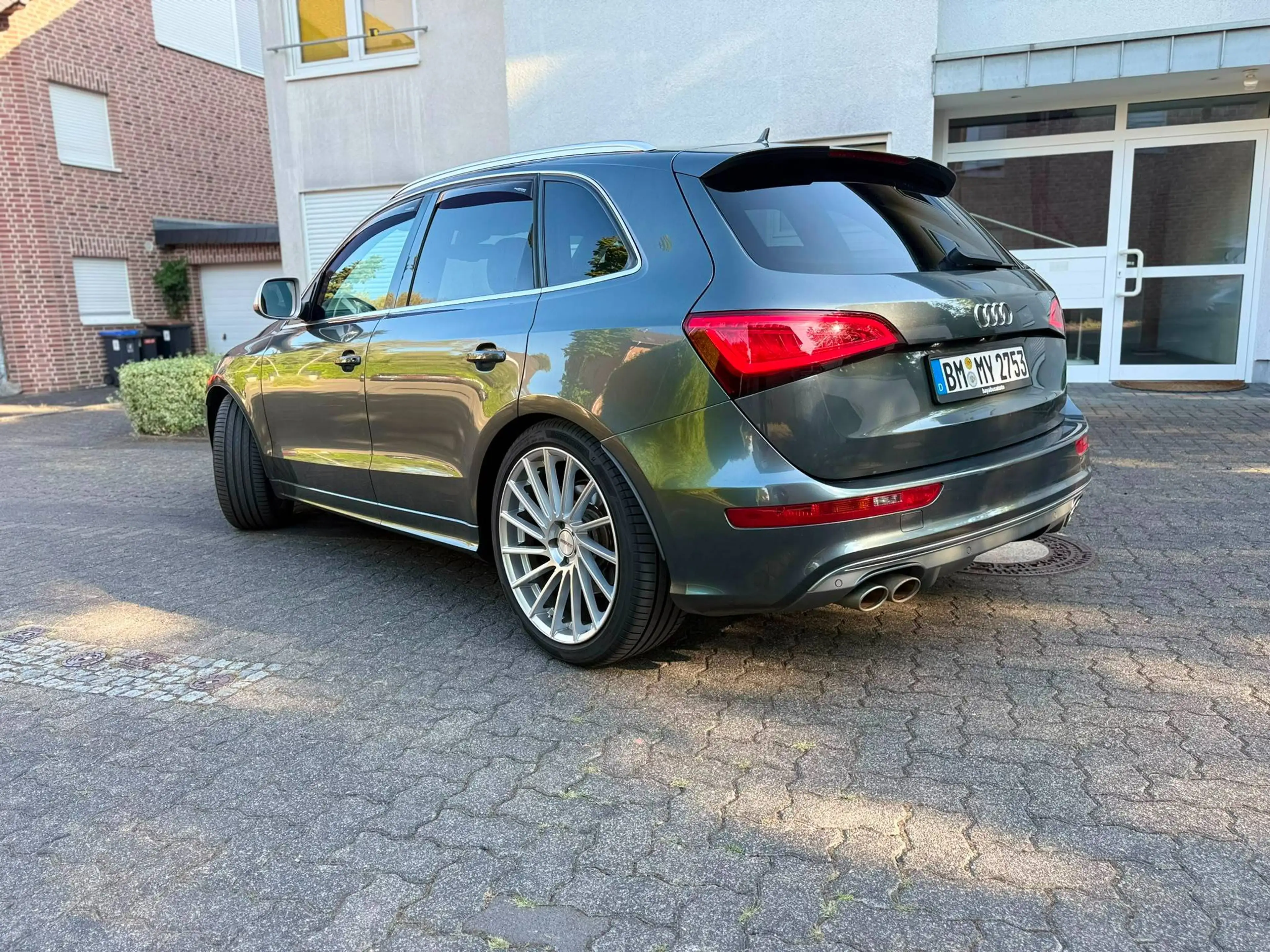 Audi SQ5 3.0 TDI Quattro*2.Hand*Scheckheftgepflegt*DriveSelect*AHK*TÜV&ServiceNEU* — photo 7