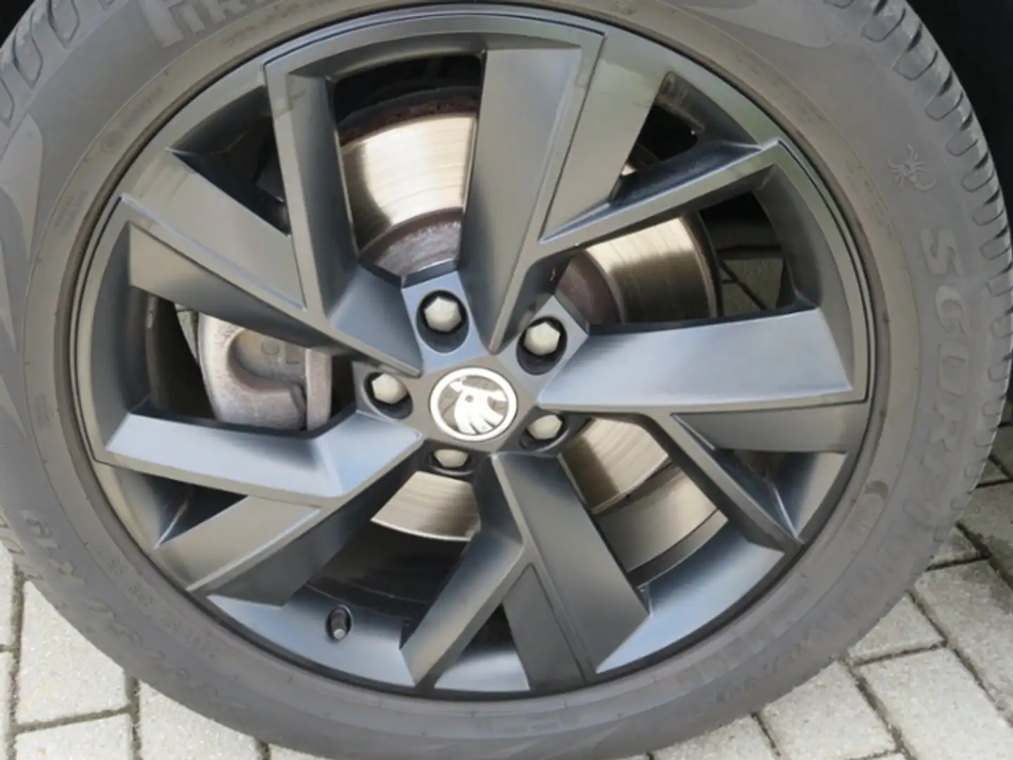 Skoda Kodiaq 2.0 TSI DSG 4x4 Soleil RFK NAVI AHK StHZ Alb - 2