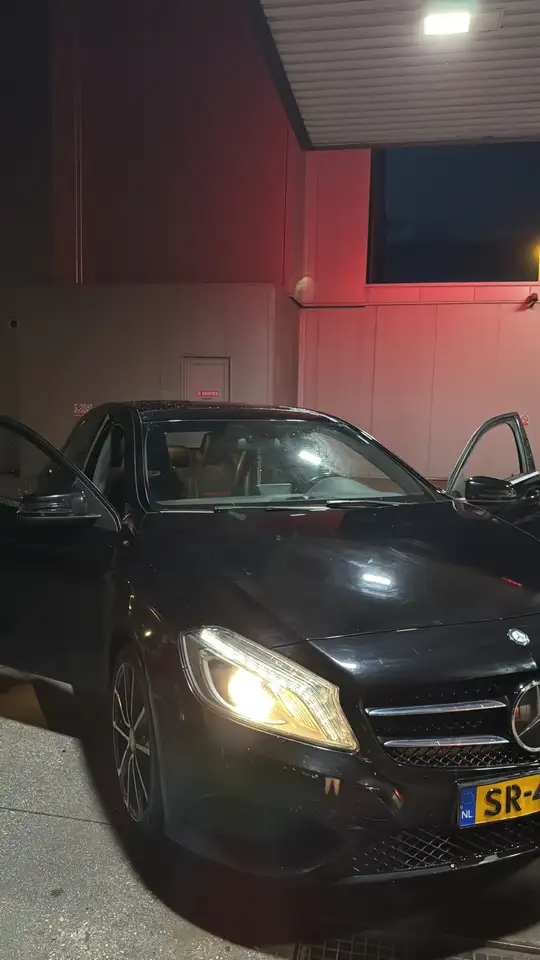 Mercedes-Benz A 180