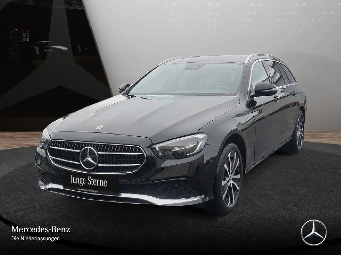 Mercedes-Benz E 300 de T 4M AVANTG+AHK+LED+BURMESTER+KAMERA+TOTW Schwarz - 2