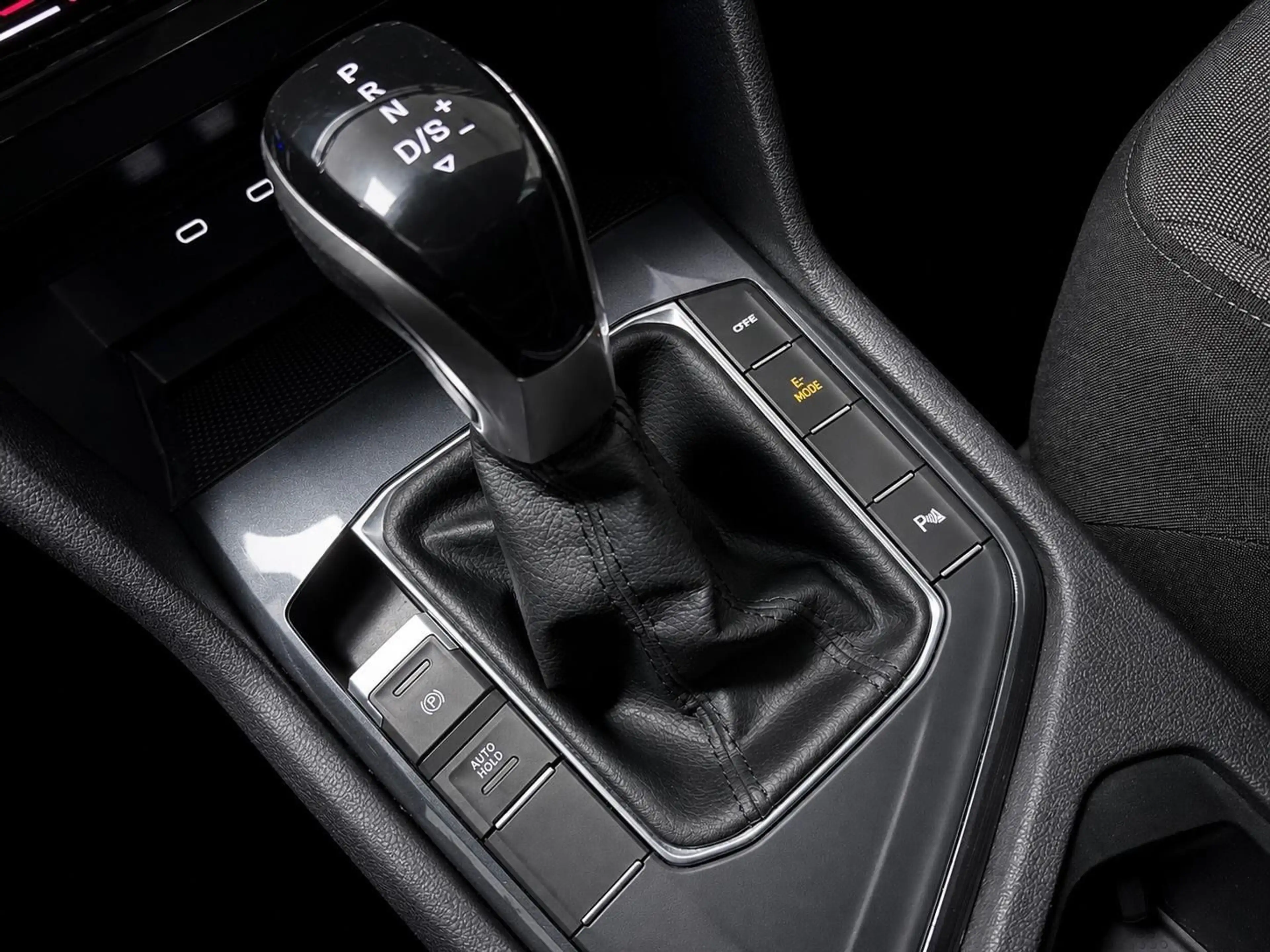 Volkswagen Tiguan Life 1.4 TSI eHybrid  * ACC  * VIRTUAL * — photo 13