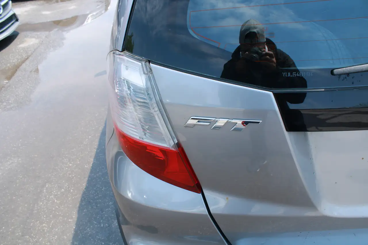 Honda Fit снимка Honda Fit