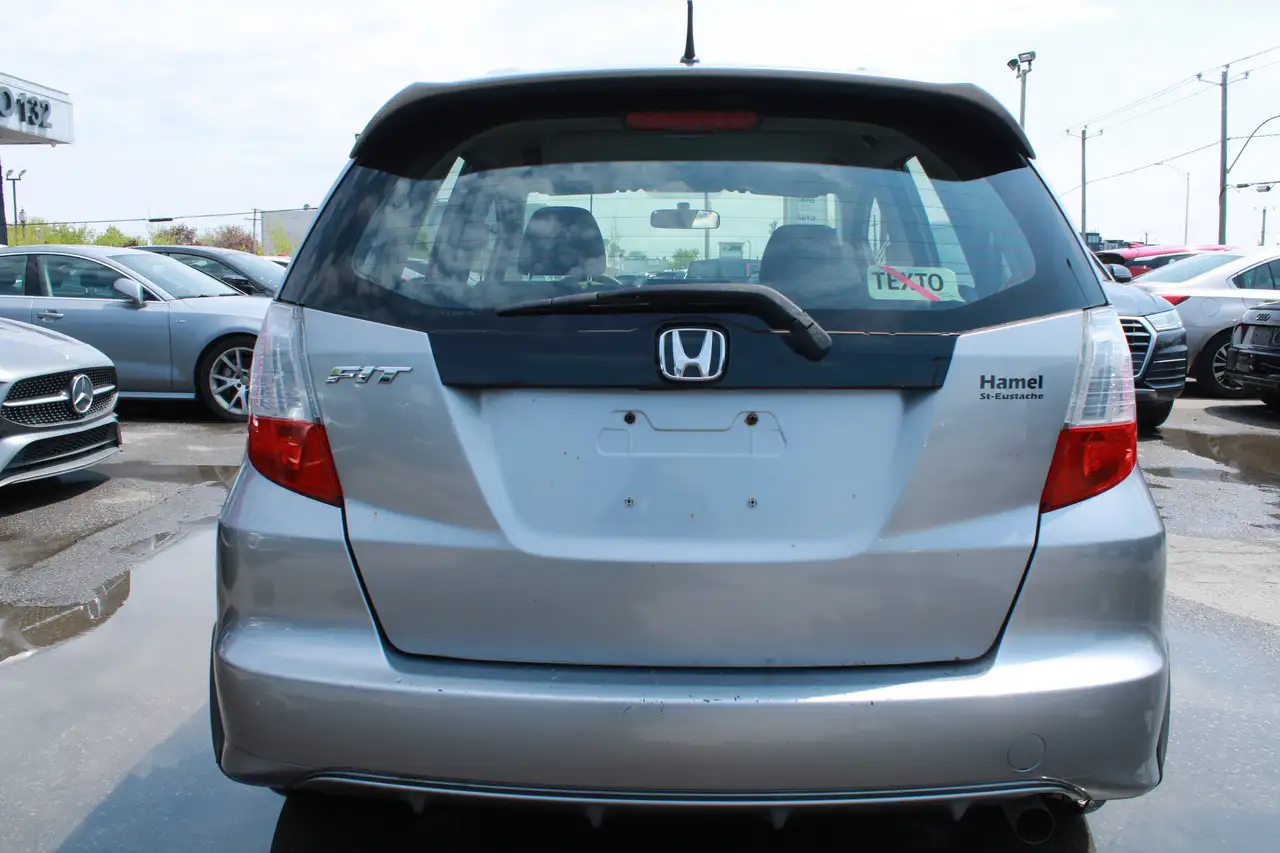 Honda Fit снимка Honda Fit