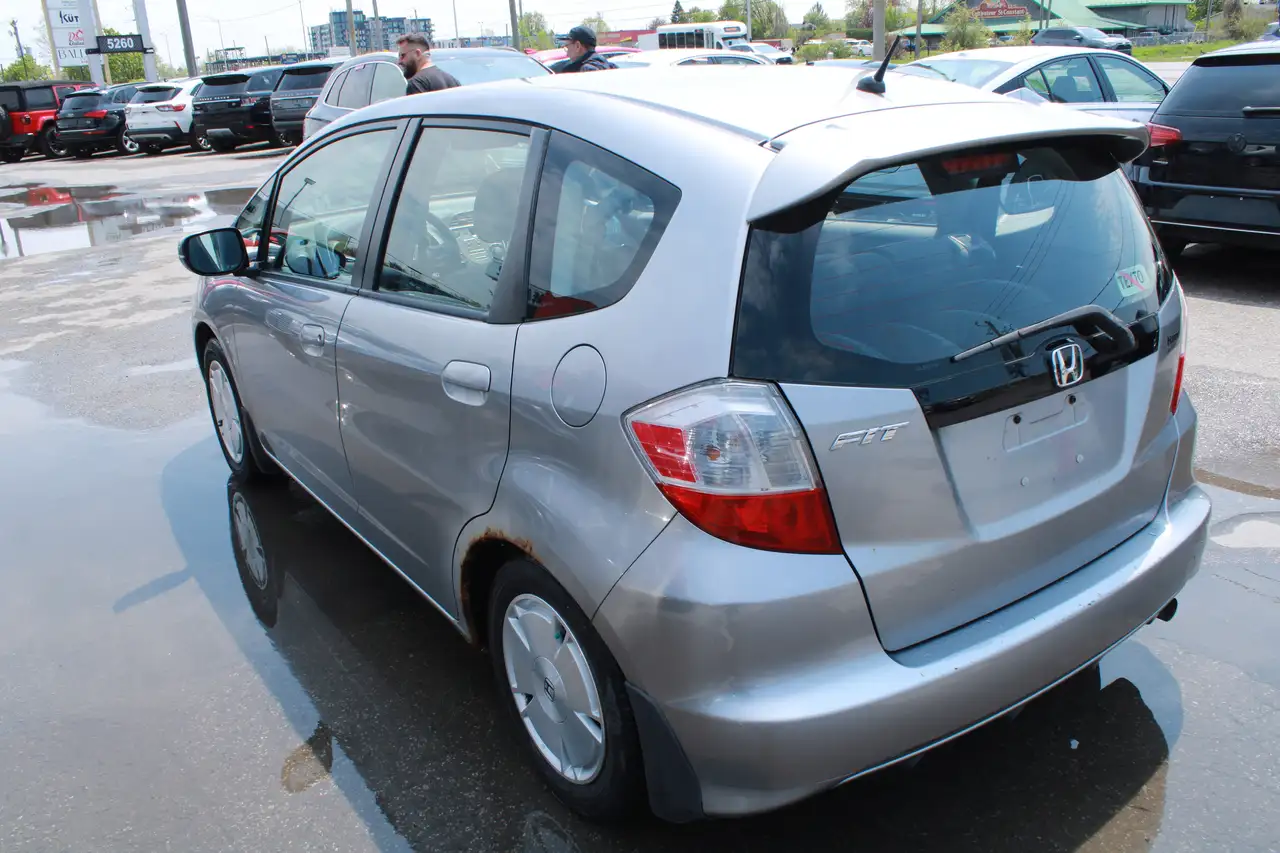 Honda Fit снимка Honda Fit