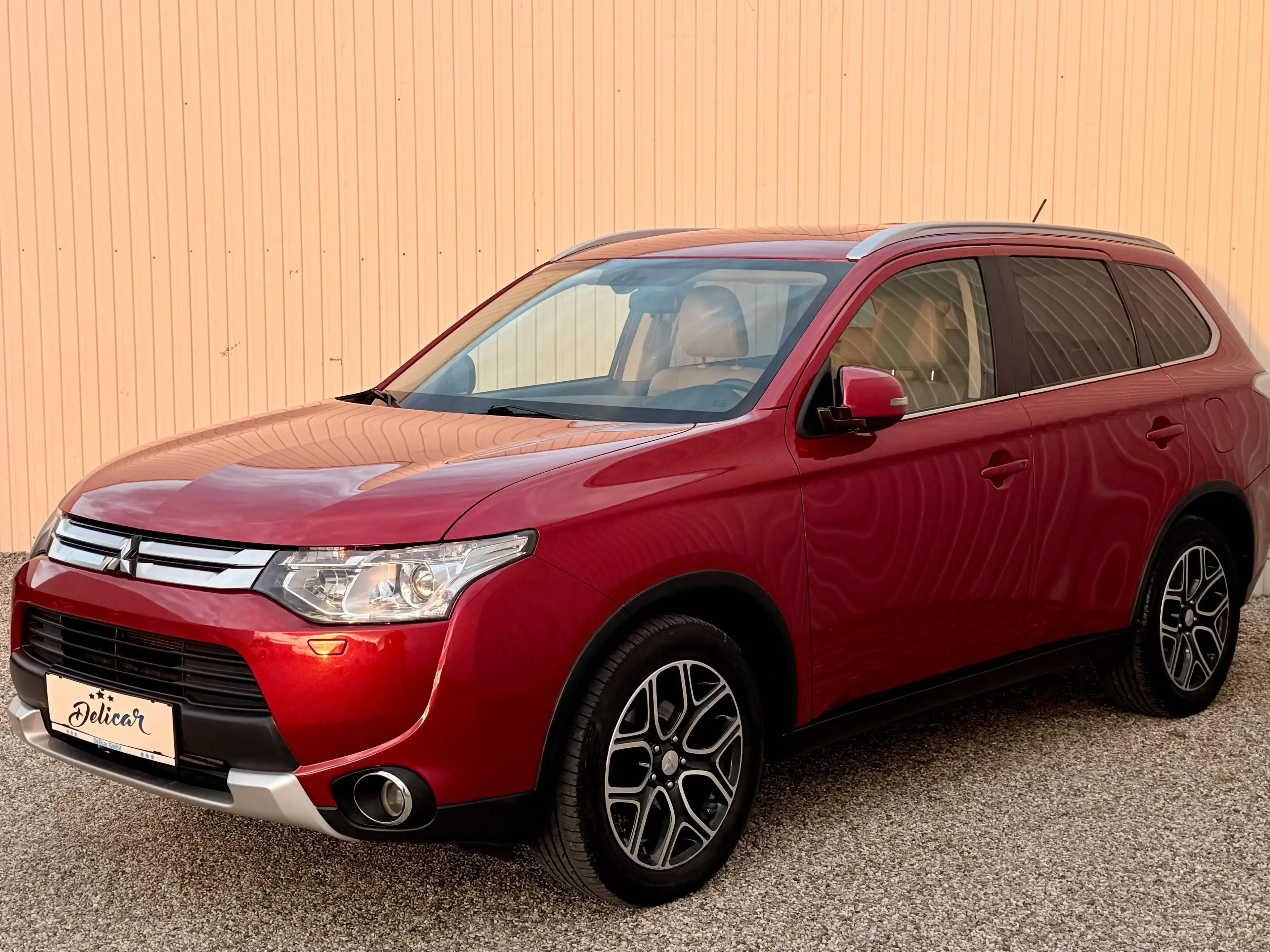 Mitsubishi Outlander 2.2 DI-D Instyle 4WD — photo 4