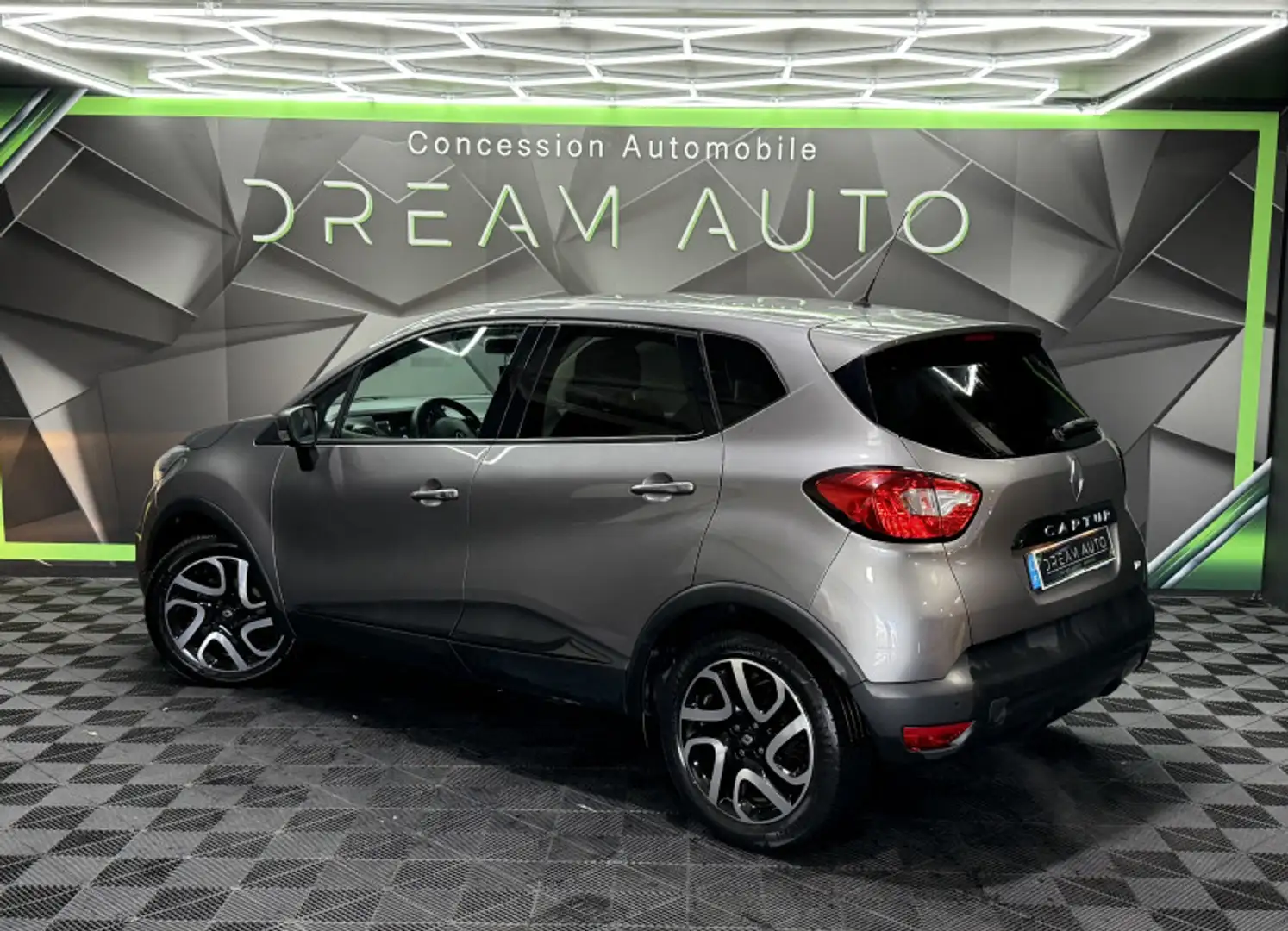Renault Captur 0.9 TCE 90CH STOP\u0026START ENERGY INTENS ECO² Gris - 2