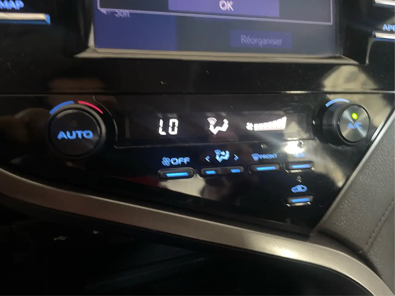 Toyota Camry снимка Toyota Camry