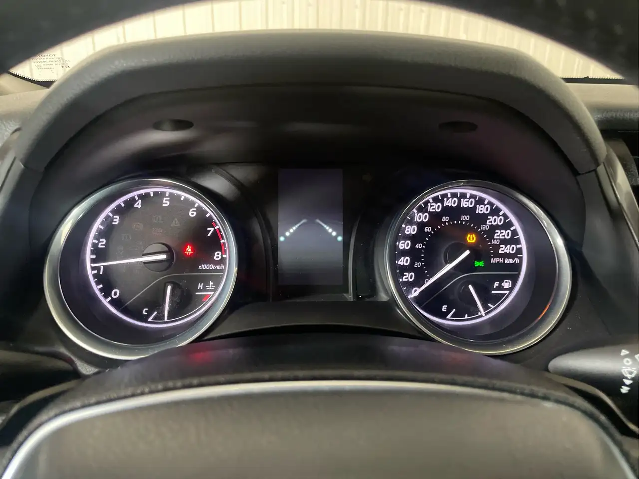 Toyota Camry снимка Toyota Camry