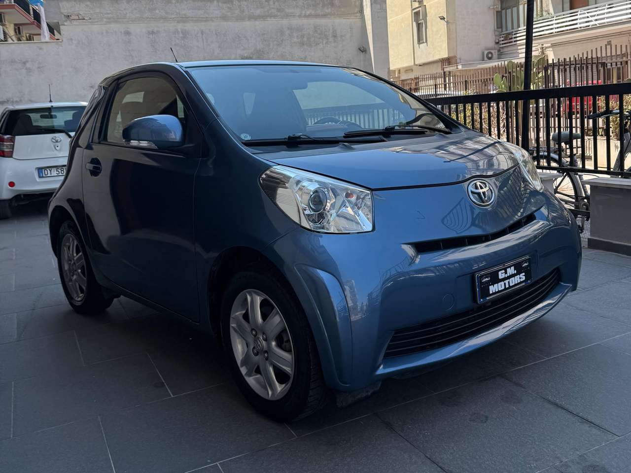 Toyota iQ iQ 1.0  cvt automatica come nuova