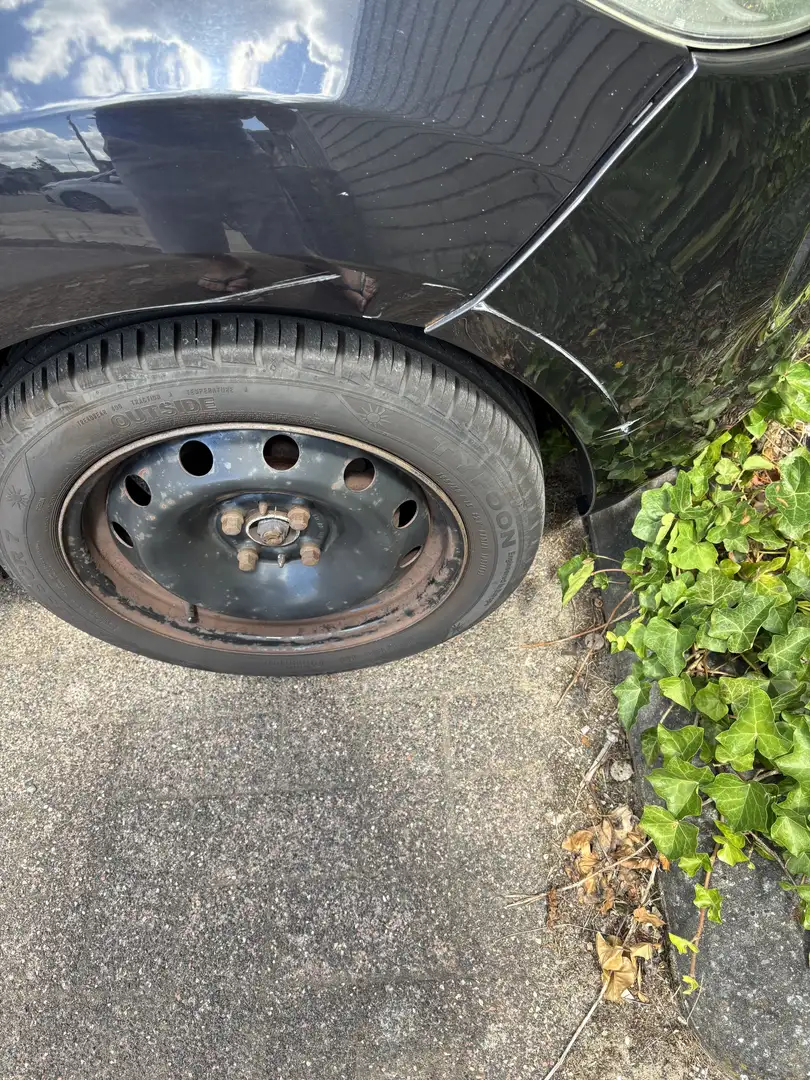 Ford Ka/Ka+ 1.2 Titanium Zwart - 2