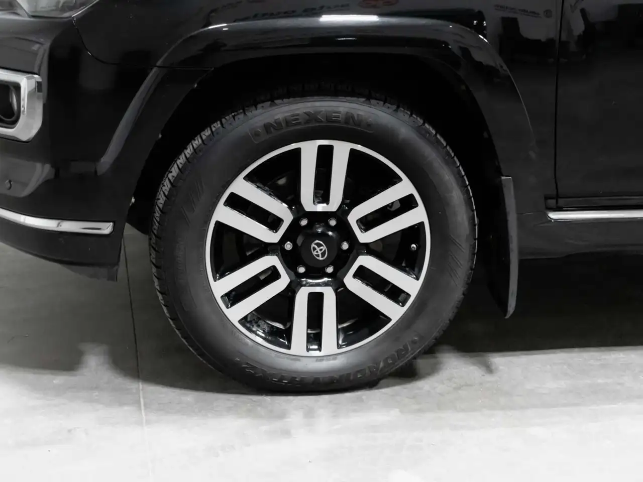 Toyota 4-Runner photo Toyota 4-Runner