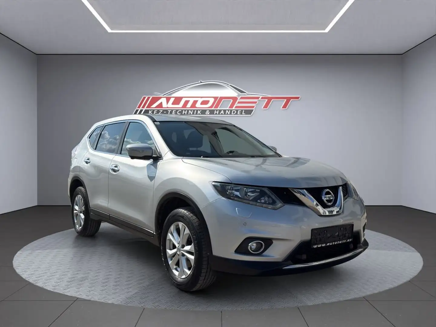 Nissan X-Trail Acenta Silber - 1