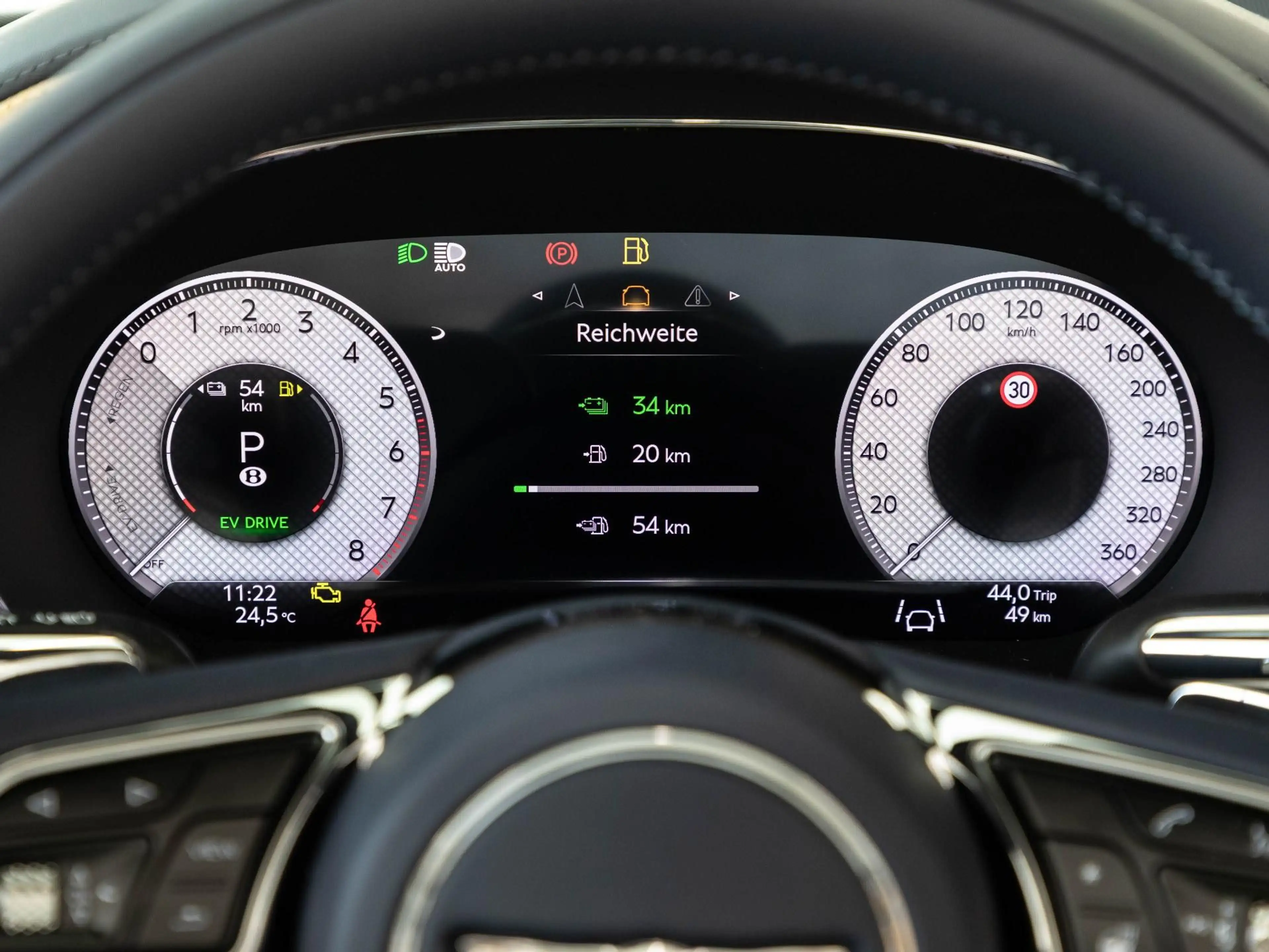 Bentley Continental GTC Mulliner (MY26) — photo 14