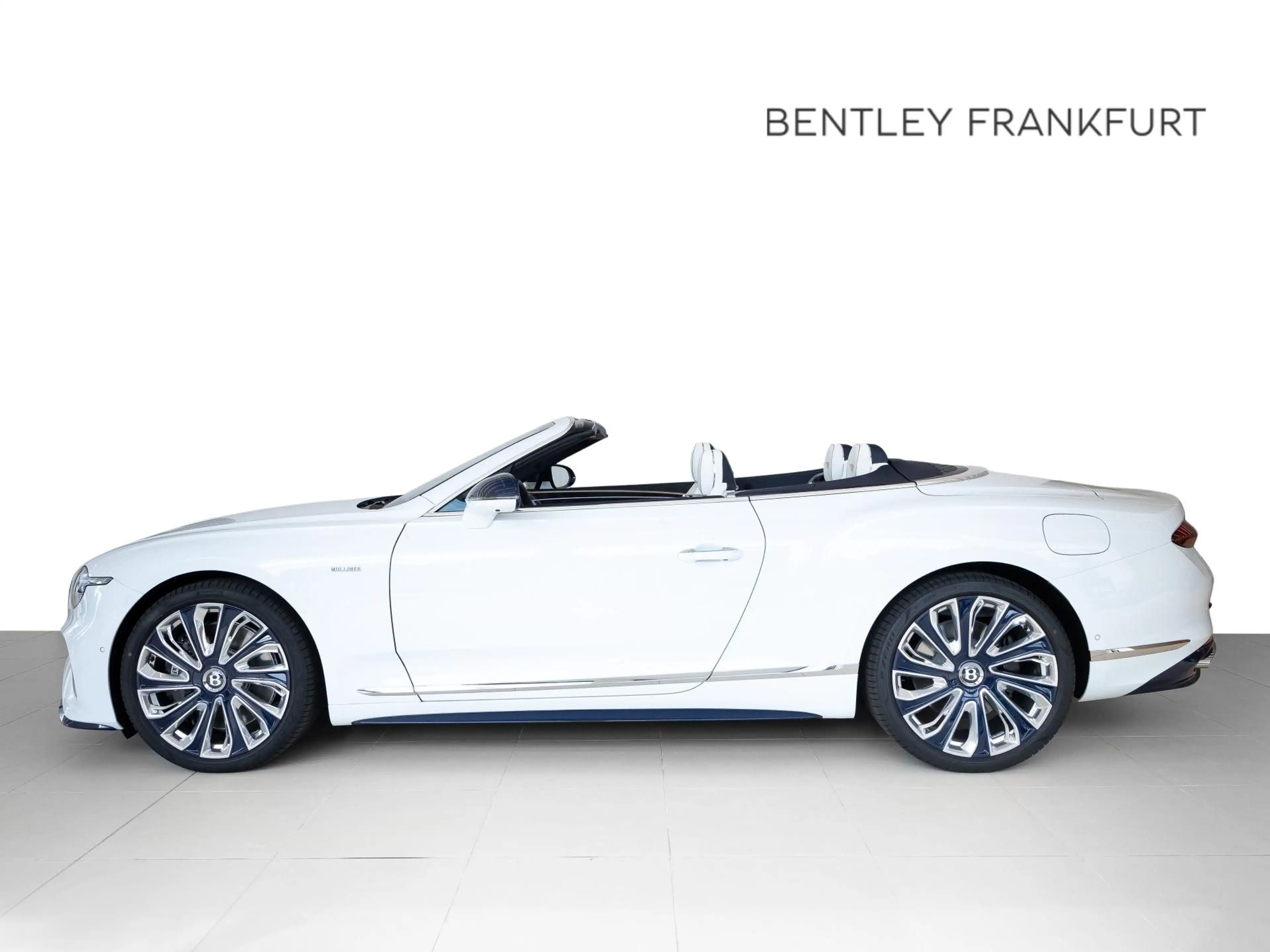 Bentley Continental GTC Mulliner (MY26) — photo 4
