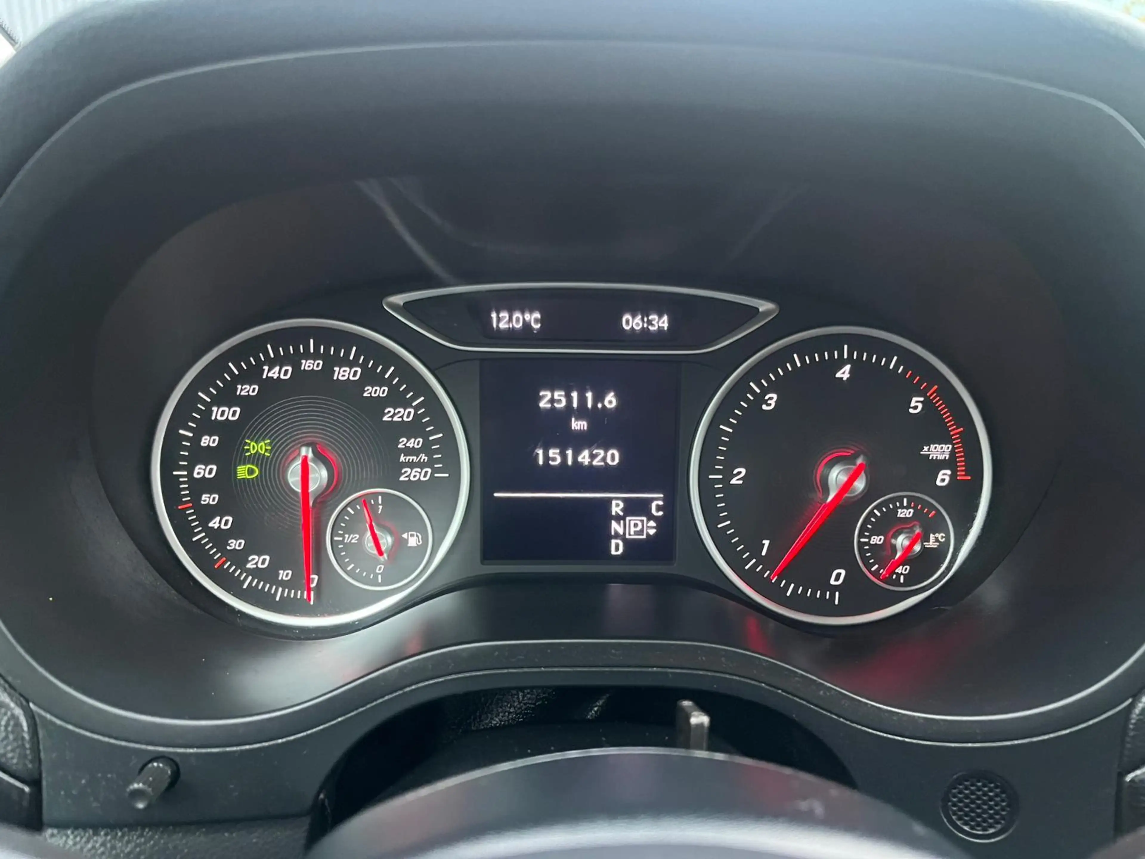 Mercedes-Benz B 220 d Automaat Cruise Airco Pdc Voor En Achter 1e Eige — photo 12