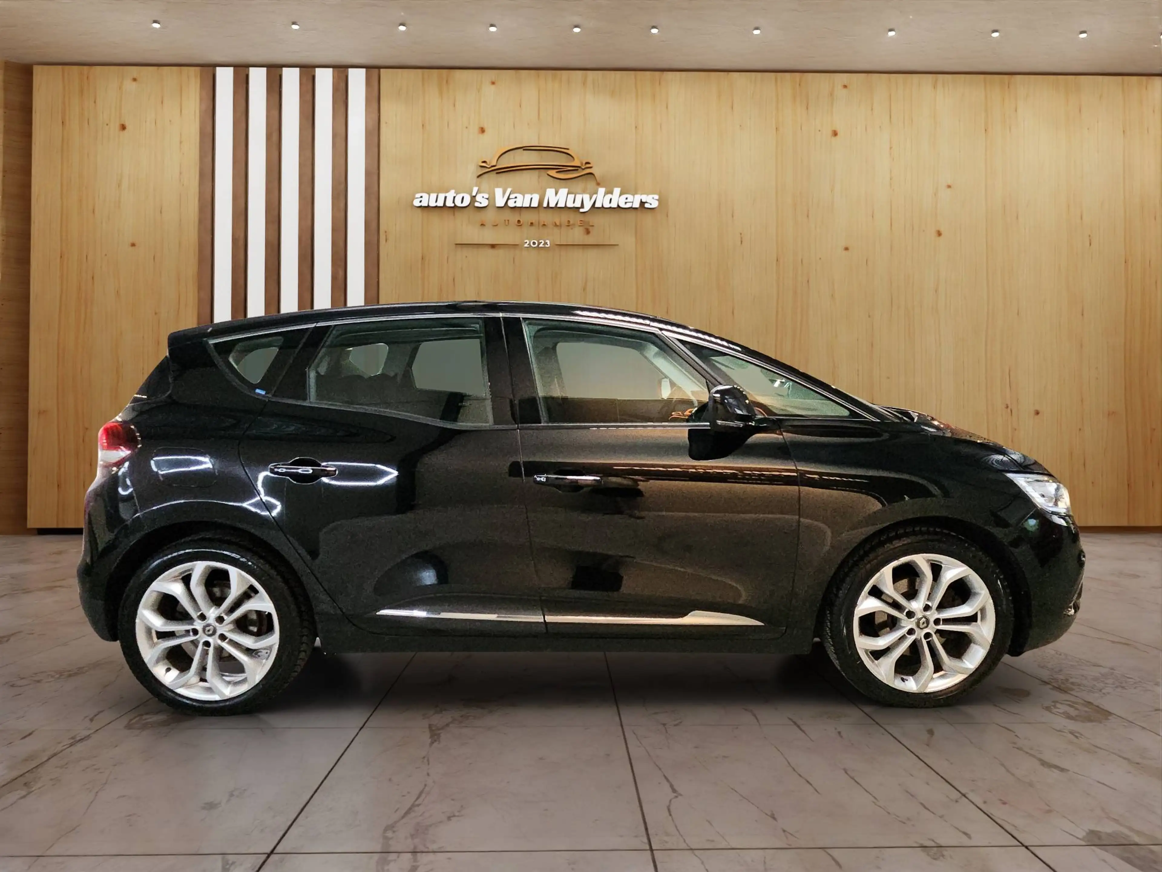 Renault Scenic Scenic 1.33 TCe Intens GPF (EU6.2) — photo 7