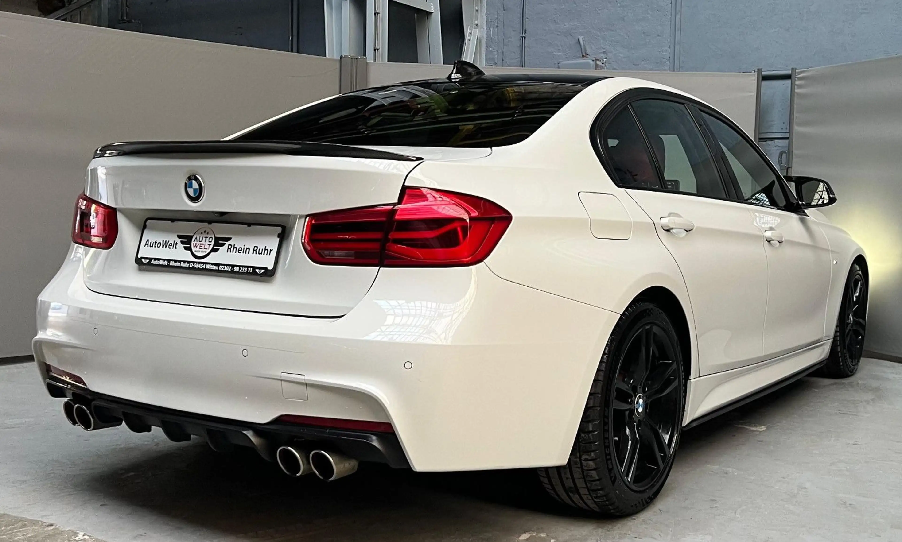 BMW 328 i 330i M-Sportpaket LCI SSD LED HUD Leder — photo 10
